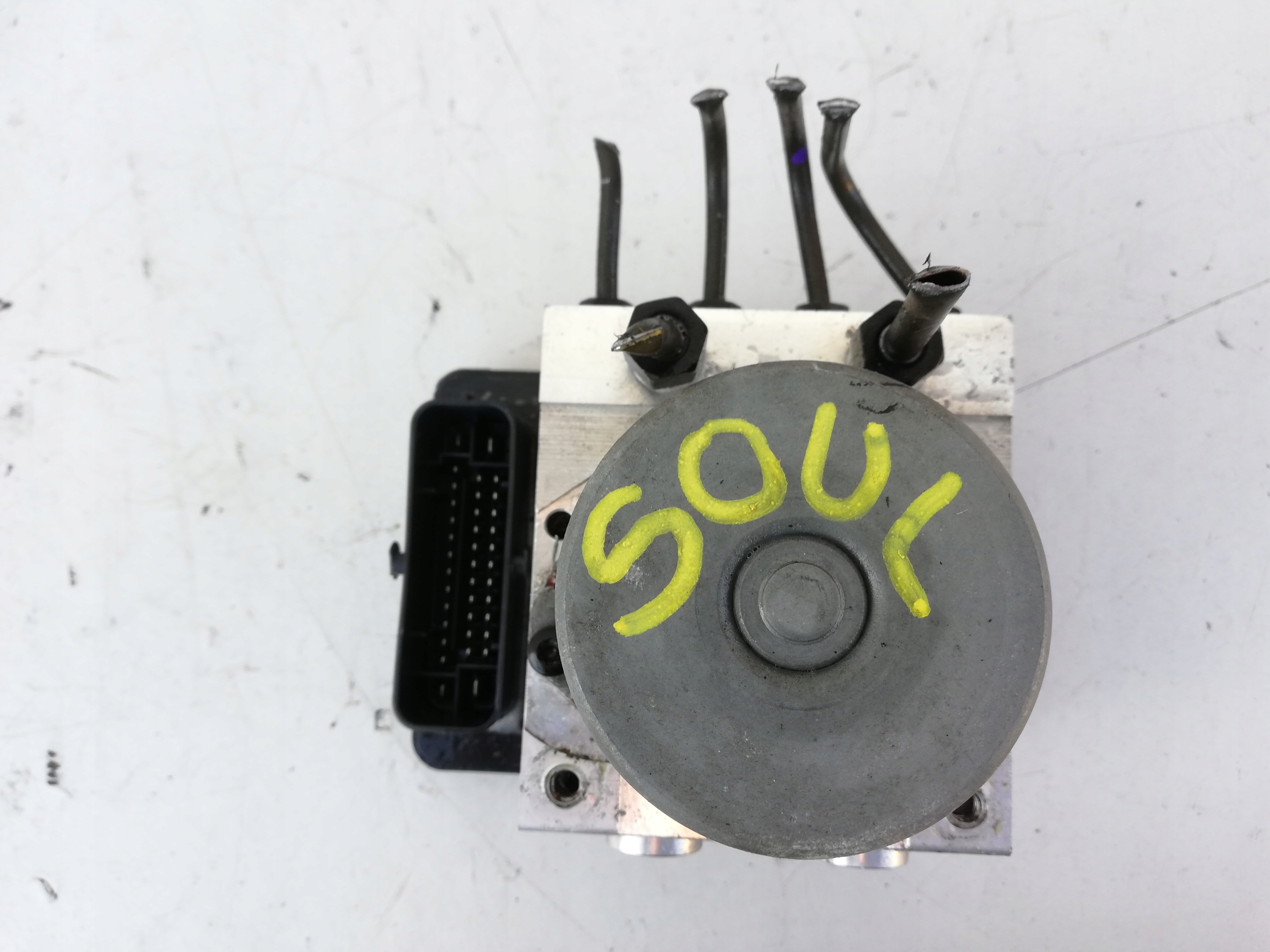 Блок цилиндров киа соул 2011 дизель 1. Блок климат контроля киа соул. Блок парктроника киа соул 2019. Блок предохранителей киа соул 2. Предохранитель розетки киа соул 2011.