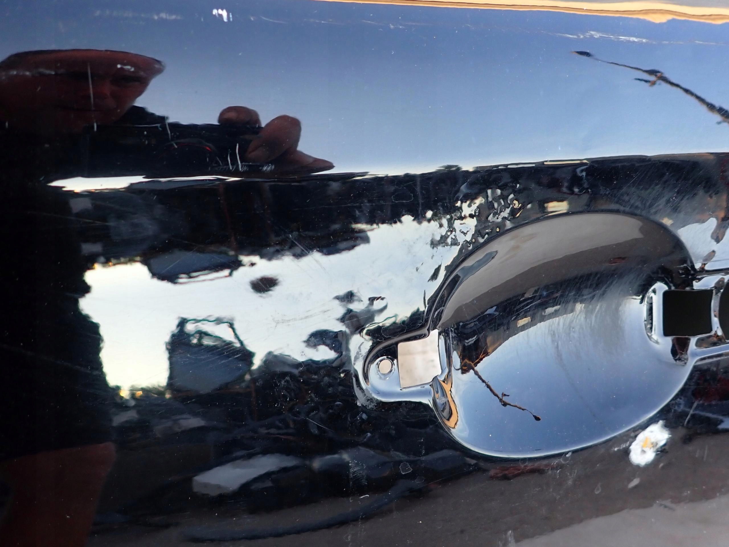 VOLVO XC60 a 08-16 dveře levé předek přední