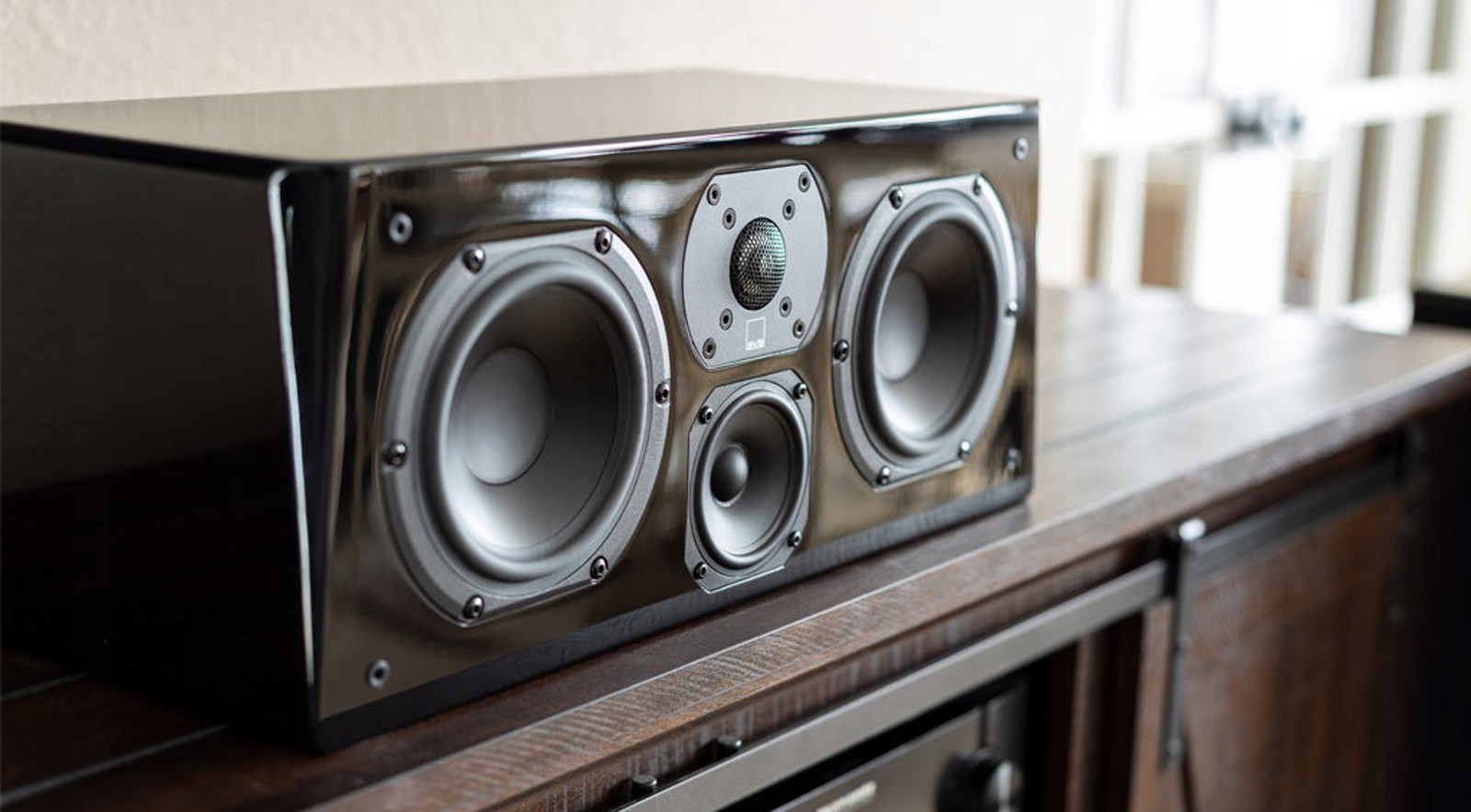 SVS PRIME CENTER KOLUMNA CENTRALNA PIANO GLOSS BLACK - NIESAMOWICIE STYLOWA Model Prime Center