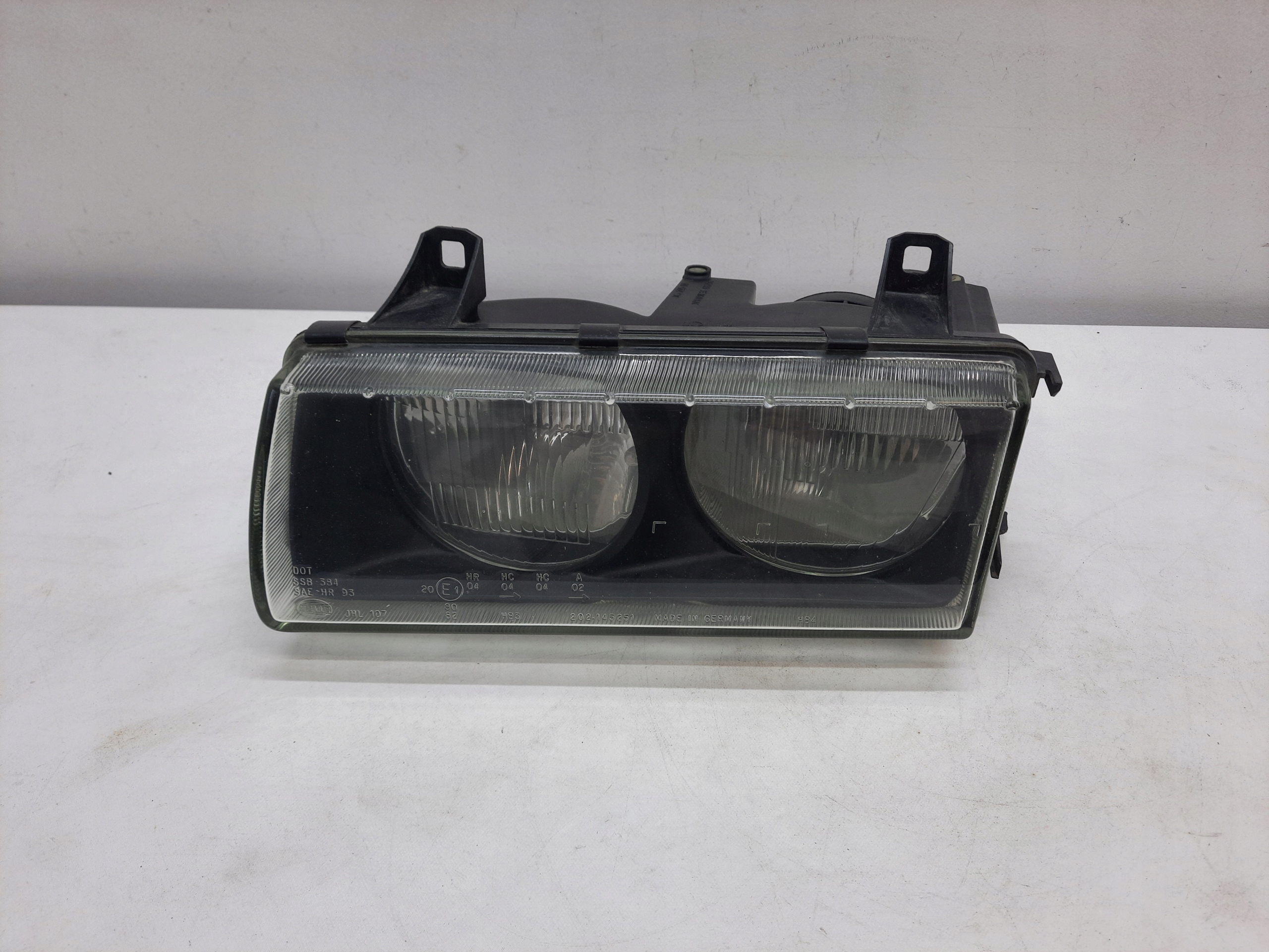 BMW 3 III E36 90- HELLA light REFLEKTOR left front original EUROPA