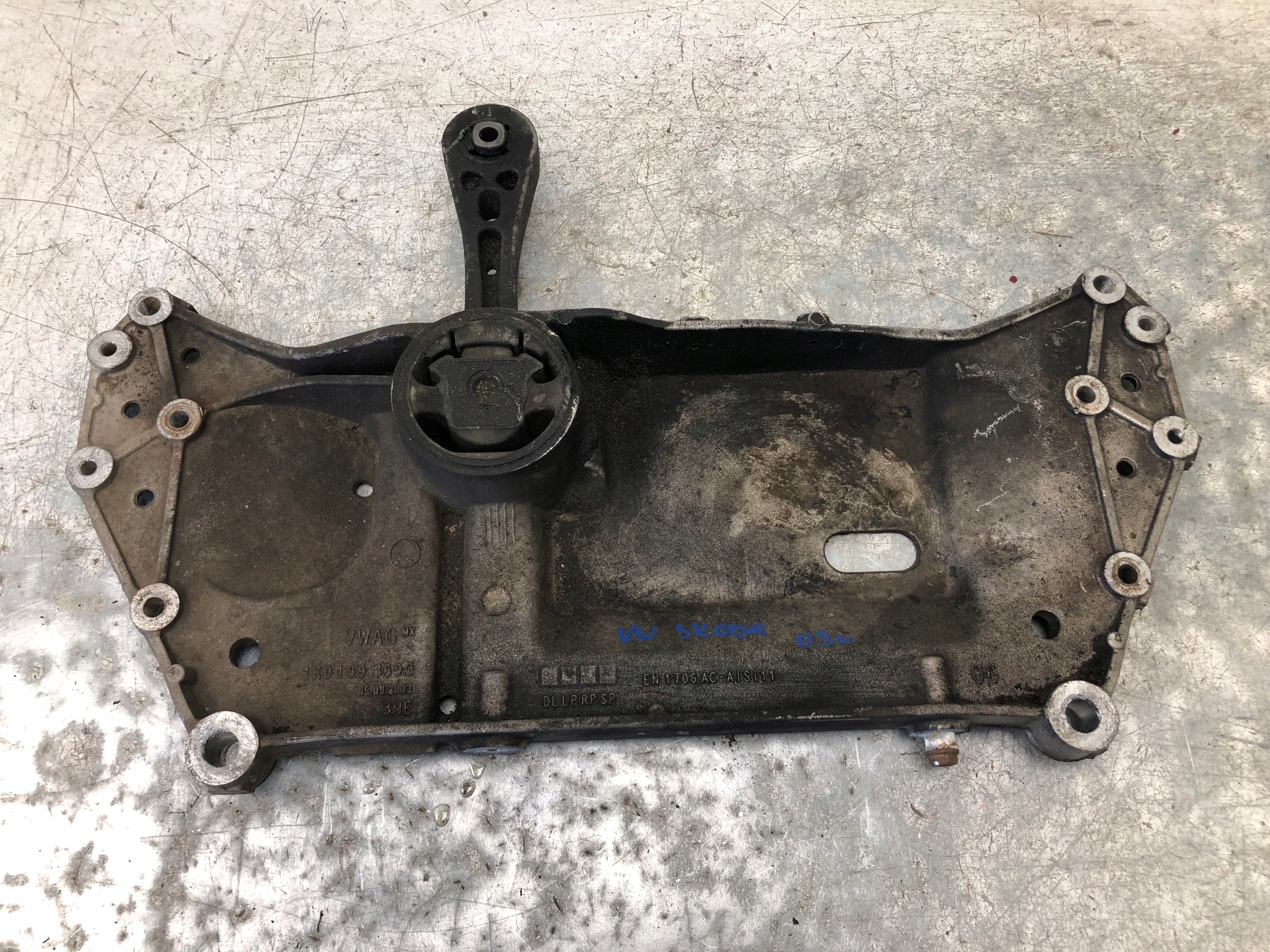 axle beam subframe front VW SKODA AUDI 1K0199369G