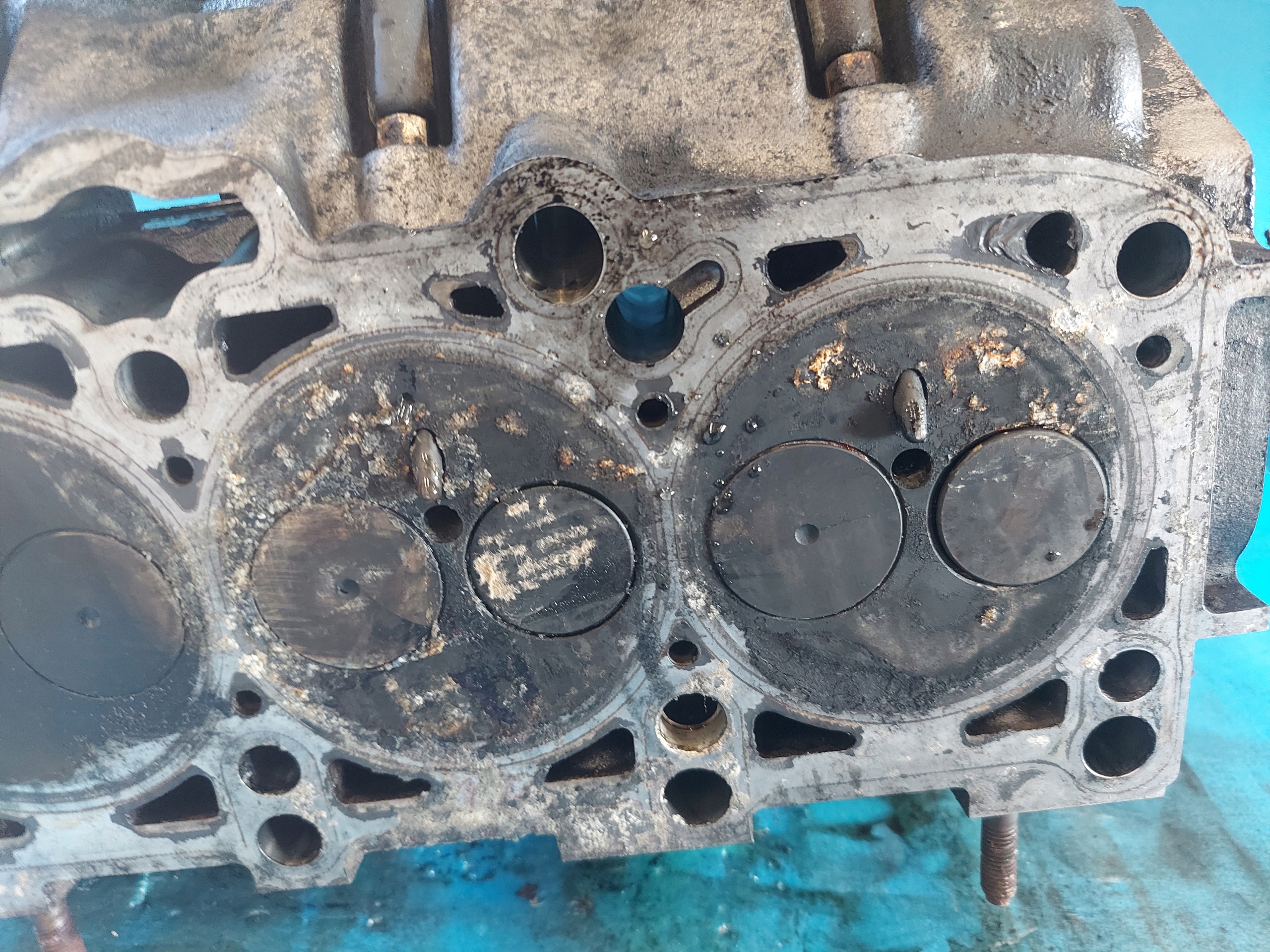 head. VW CADDY 2005R 2.0 SDI BDJ