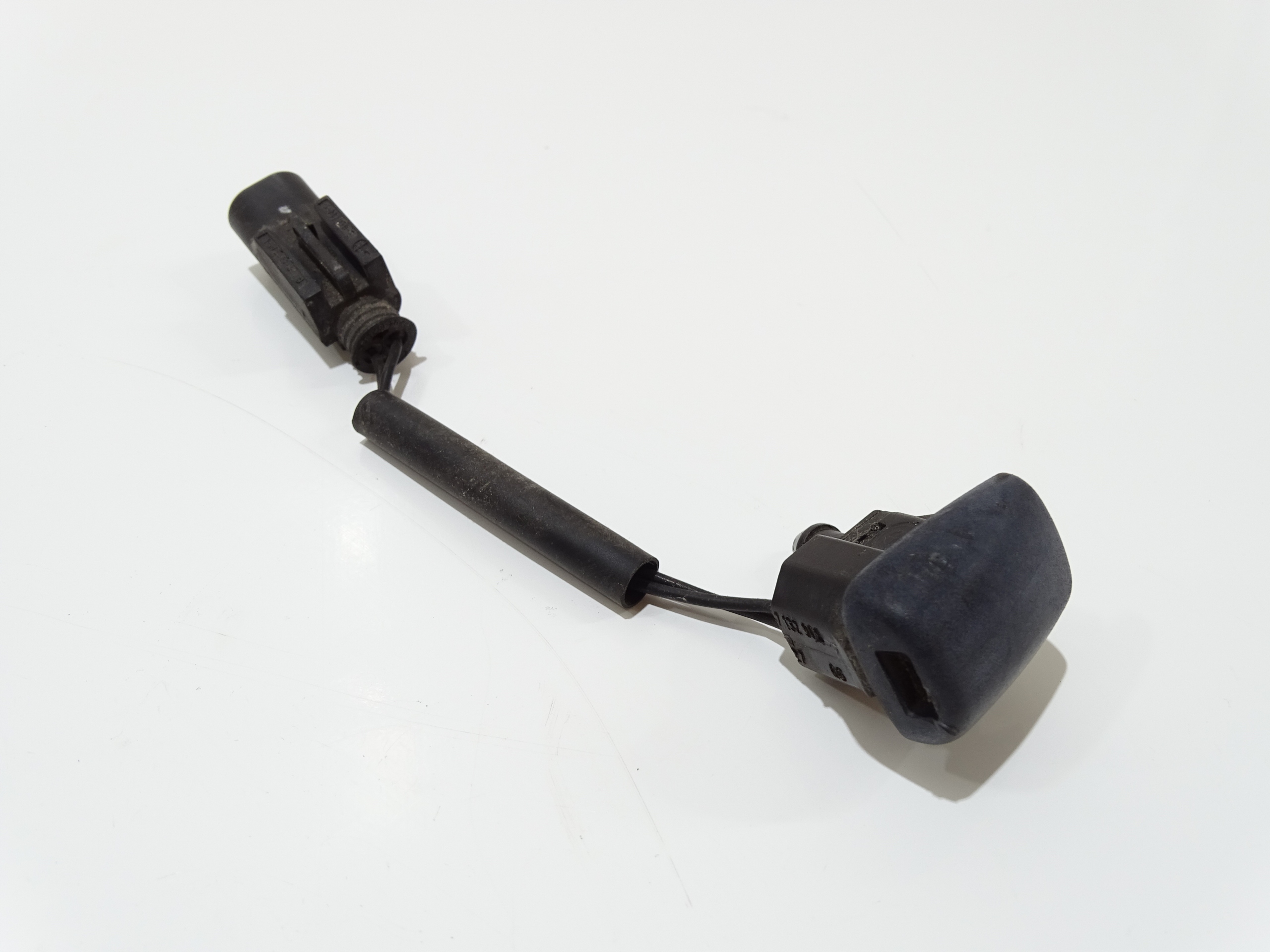 DYSZA Lave phare du capot BMW E60 E61 7132969 (4642618)