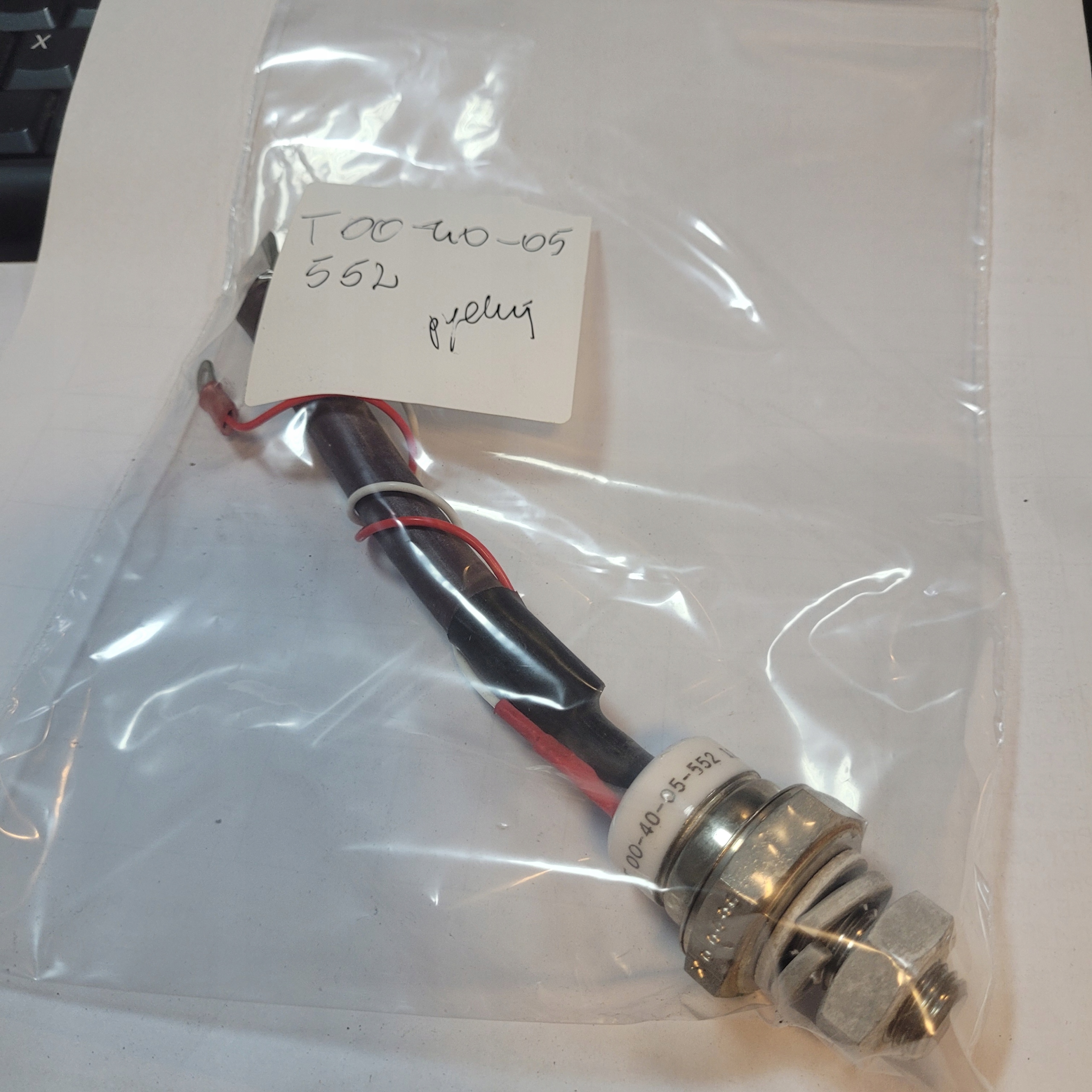 Tyrystor T 00-40-05-552 UNITRA