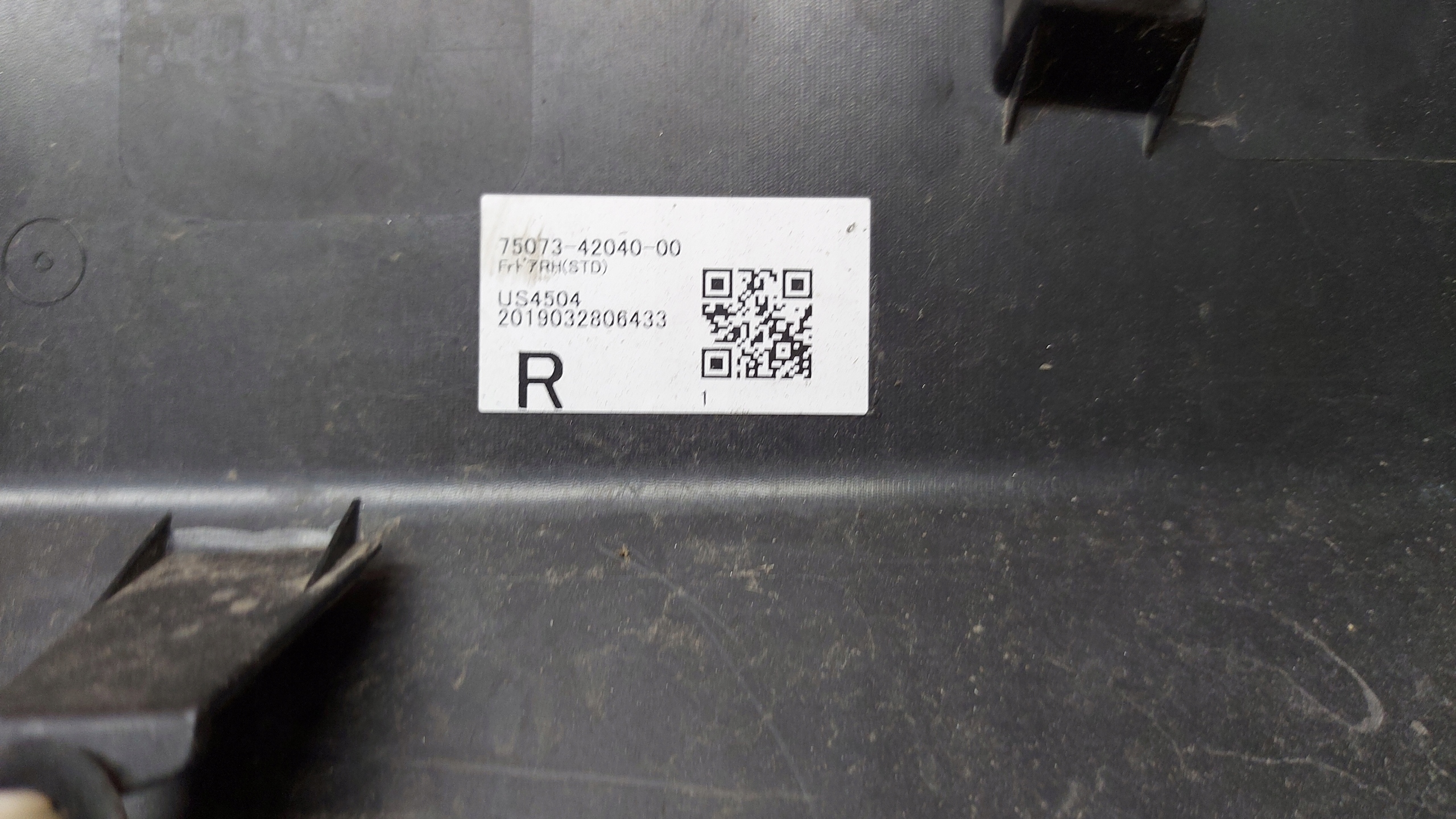 moulding door right front TOYOTA RAV4 V 18