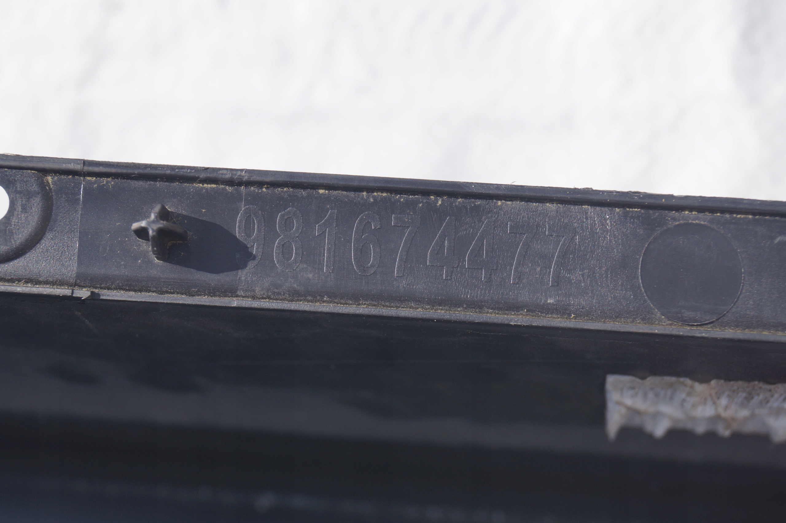 ZDERZAK TYŁ PEUGEOT RIFTER CITROEN BERLINGO 6x PDC Wersja Europejska