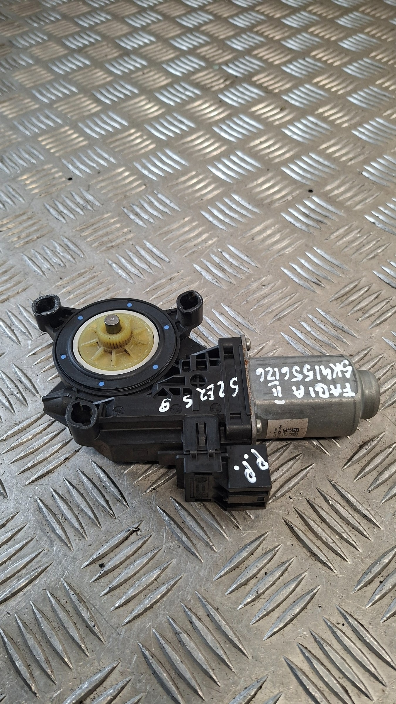 mini motor windows right front SKODA FABIA II