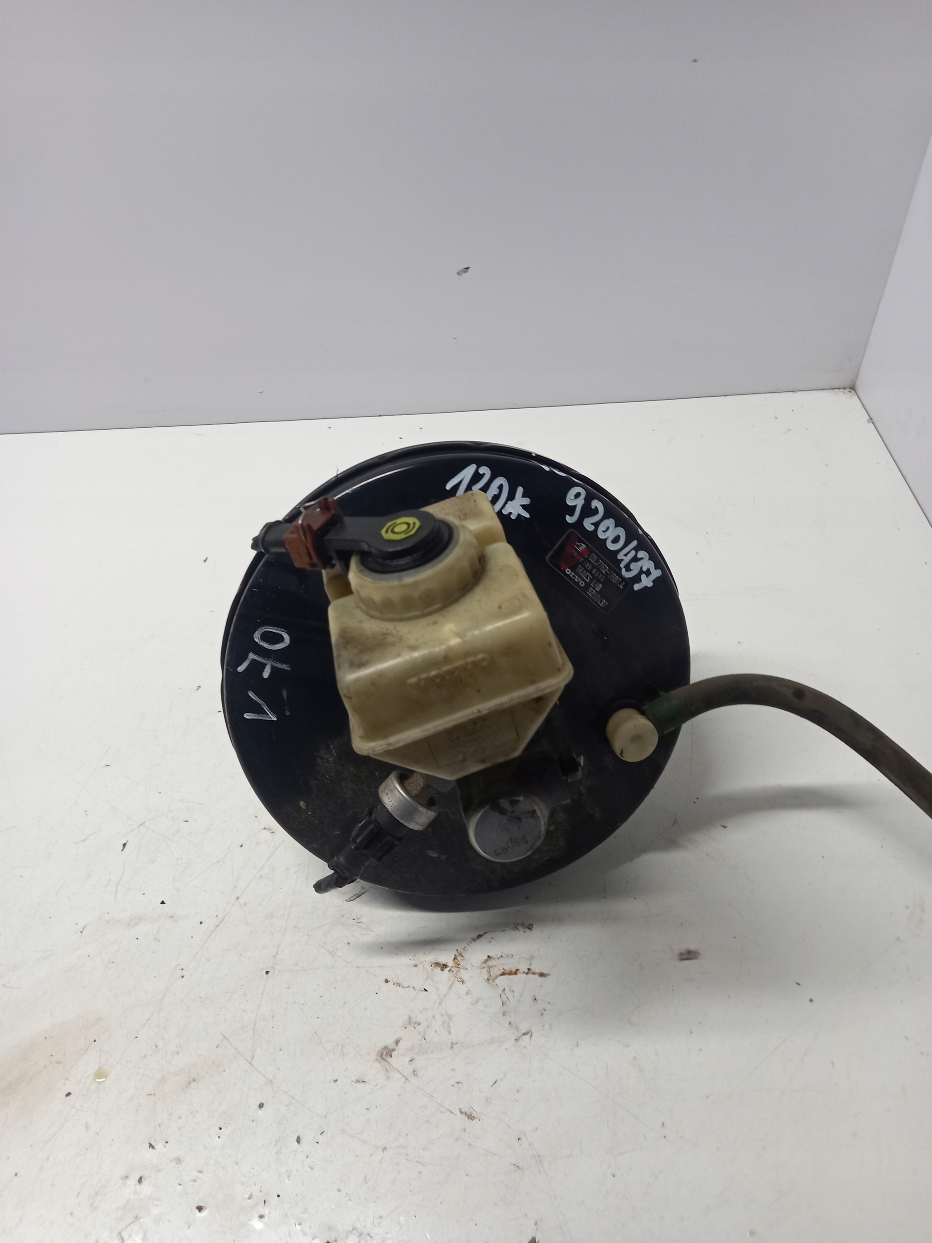 Сервопривод главный тормозной цилиндр VOLVO V70 9200437