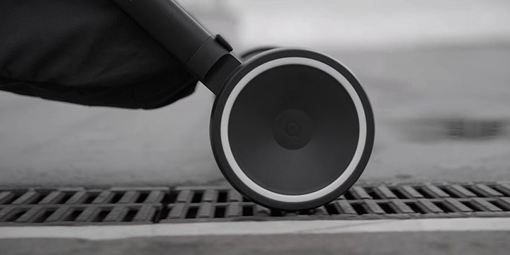 Anex Air X - mały, lekki wózek spacerowy, spacerówka Wysokość produktu 111 cm