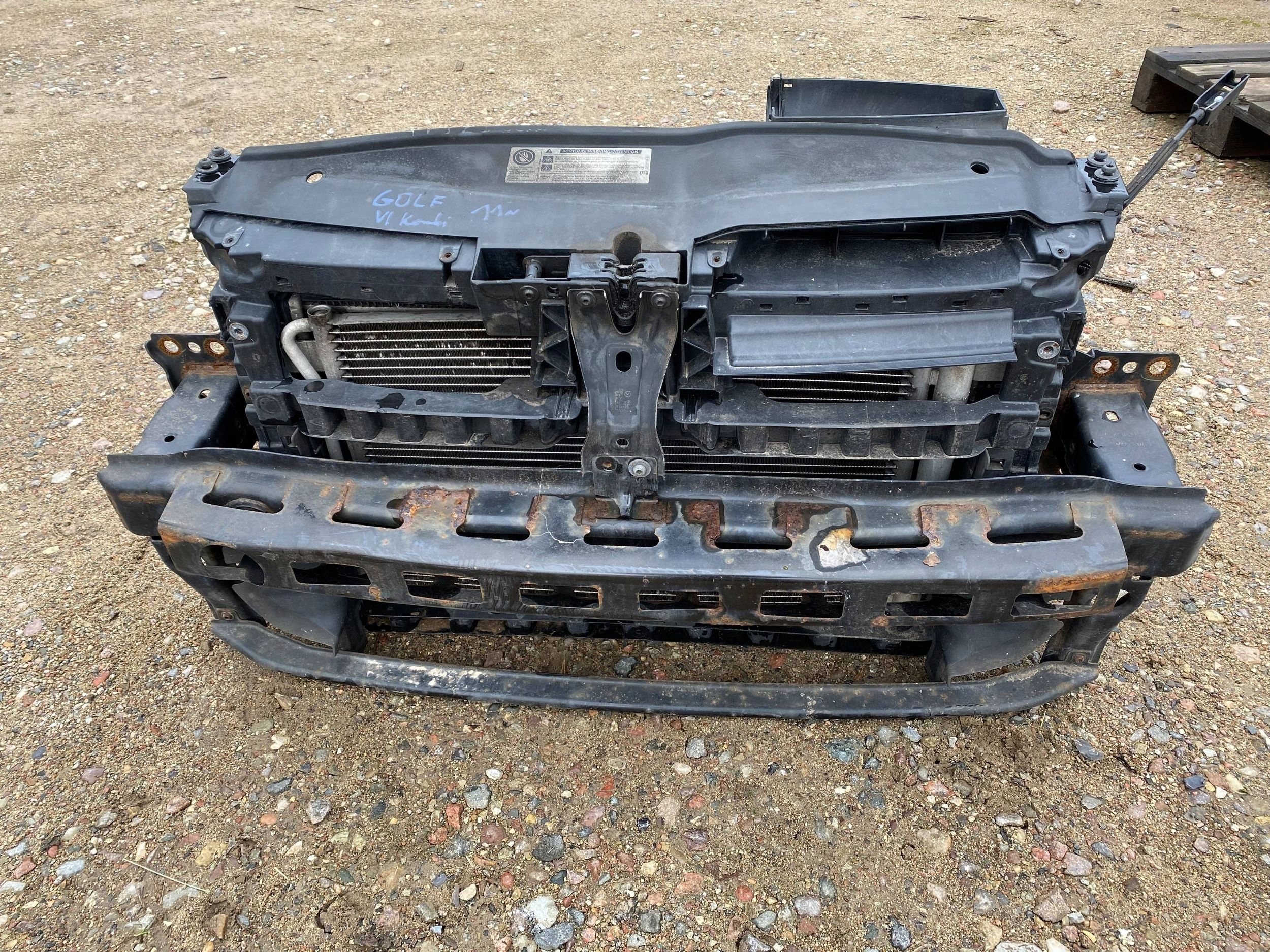 VW GOLF VI KOMBI 2.0 TDI complete support panel for radiators sider CHLODNCE pillar