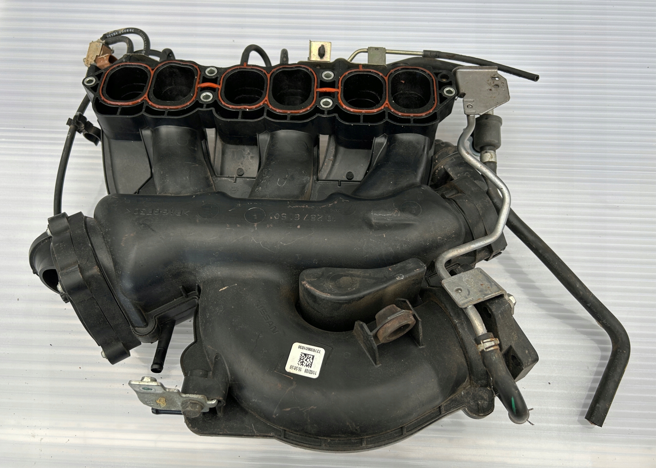 intake manifold NISSAN MAXIMA A35 3.5 V6