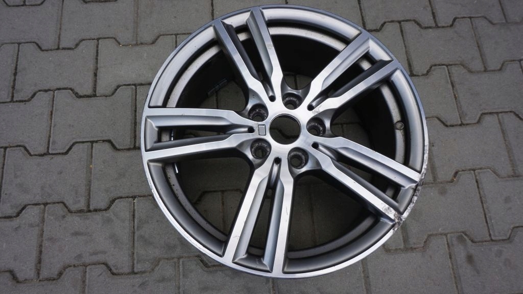 BMW 2 F45 F46 - disk 18 7848602