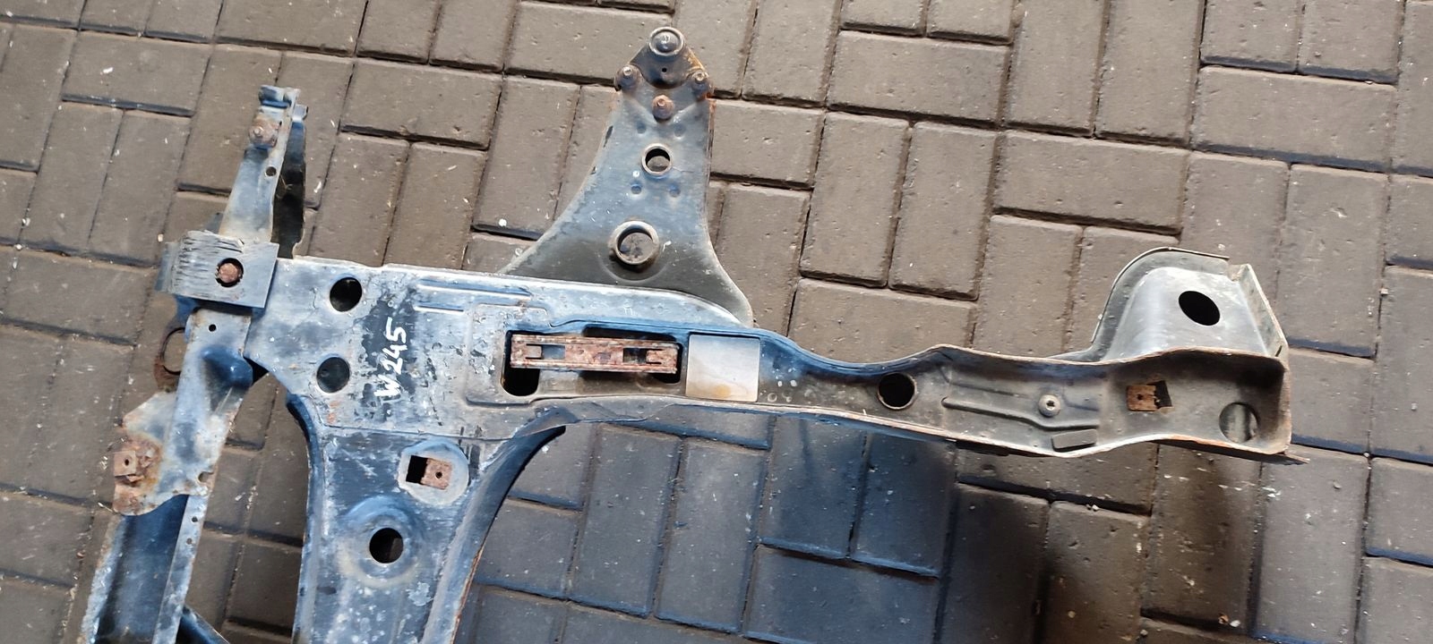 axle beam subframe front front Mercedes W245