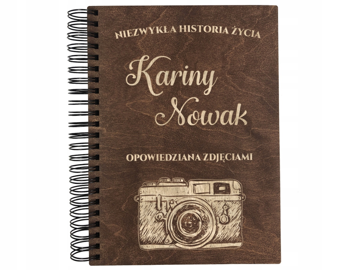 PREZENT NA URODZINY 18 30 40 50 DREWNIANY ALBUM NA ZDJĘCIA Z GRAWEREM Orientacja pionowa