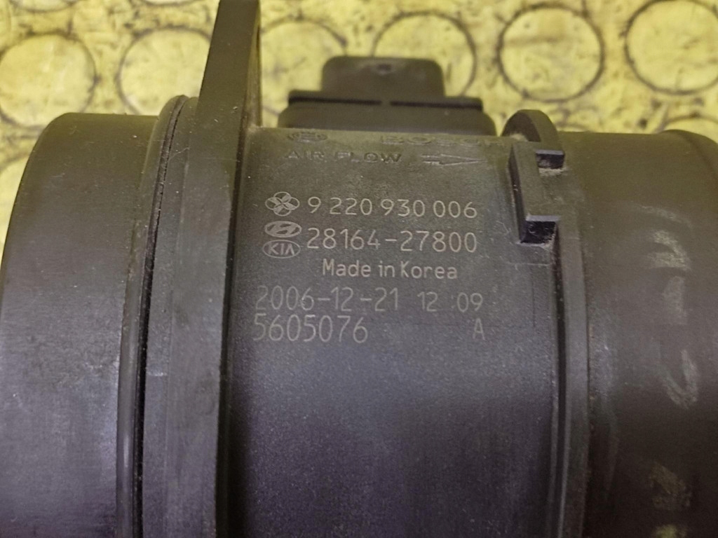 HYUNDAI H1 2.5 D flow meter 9220930006