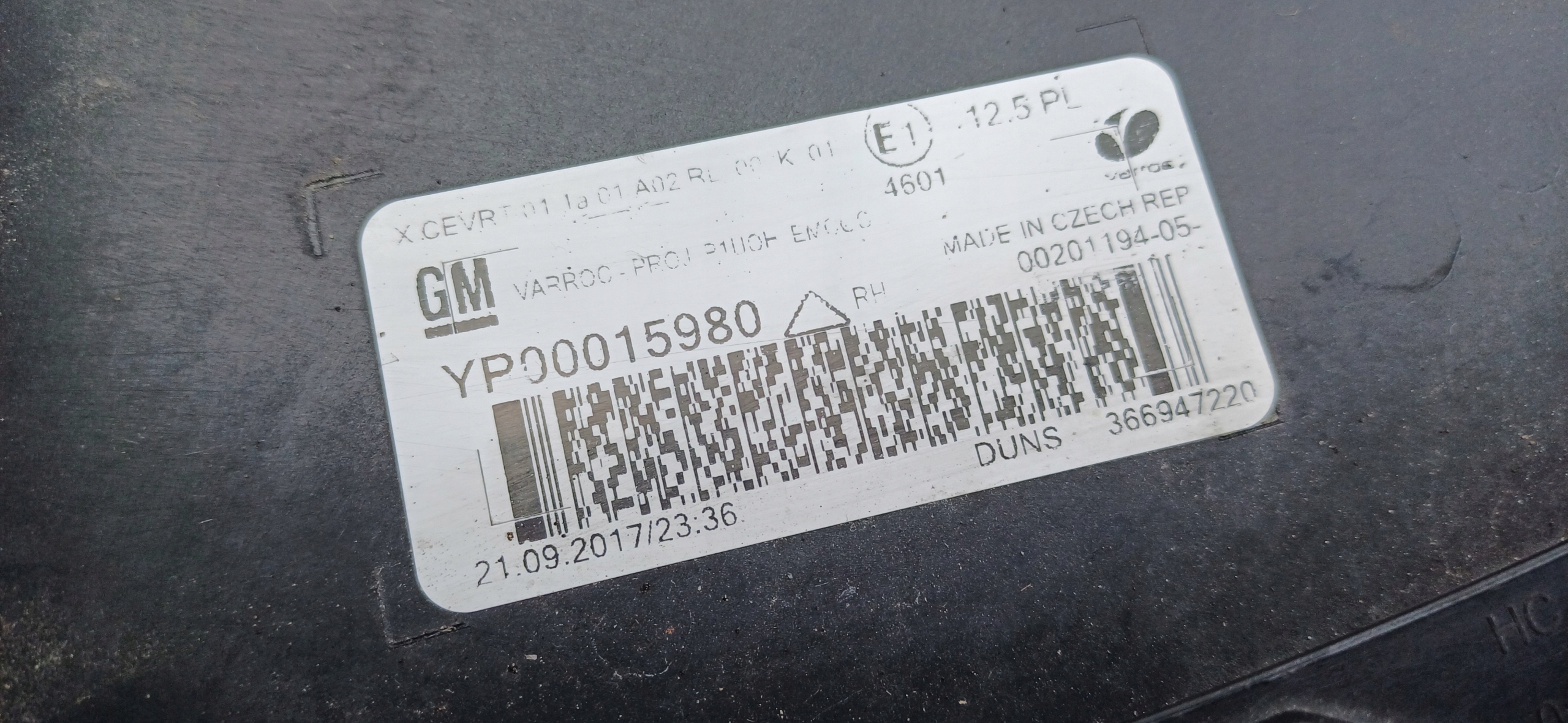 OPEL GRANDLAND light right FULL LED YP00015980 oryg 2017r