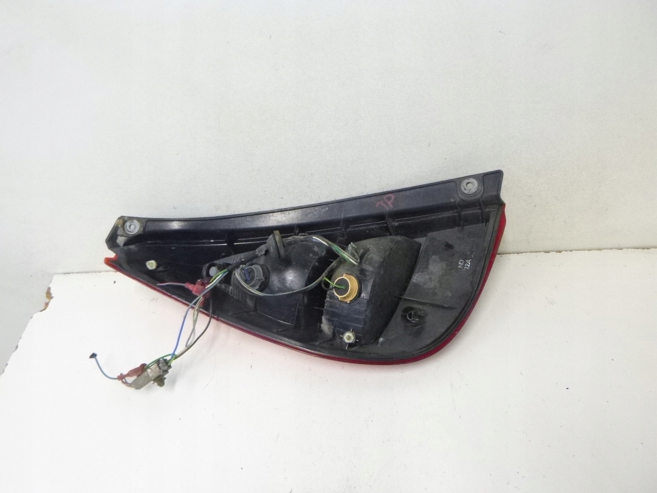 light rear right Suzuki Liana HB 01r.