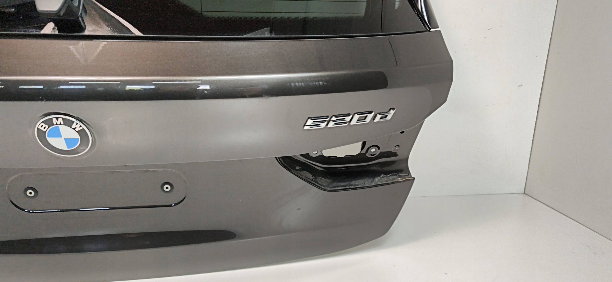 BMW 5 G31 trunk door boot rear kombi B65 w colour