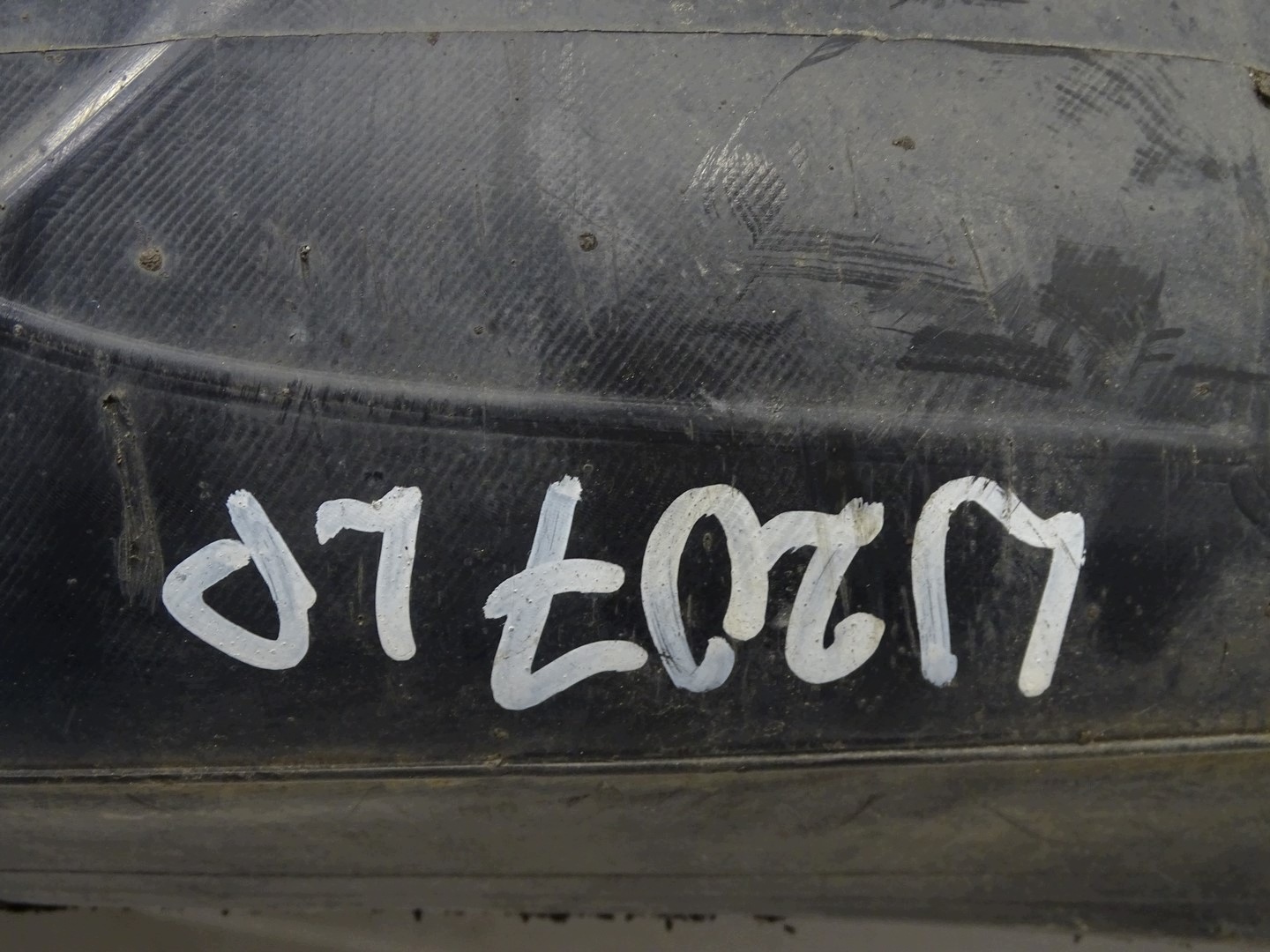 mudguard left front left front MERCEDES W207 C207 A2076900130