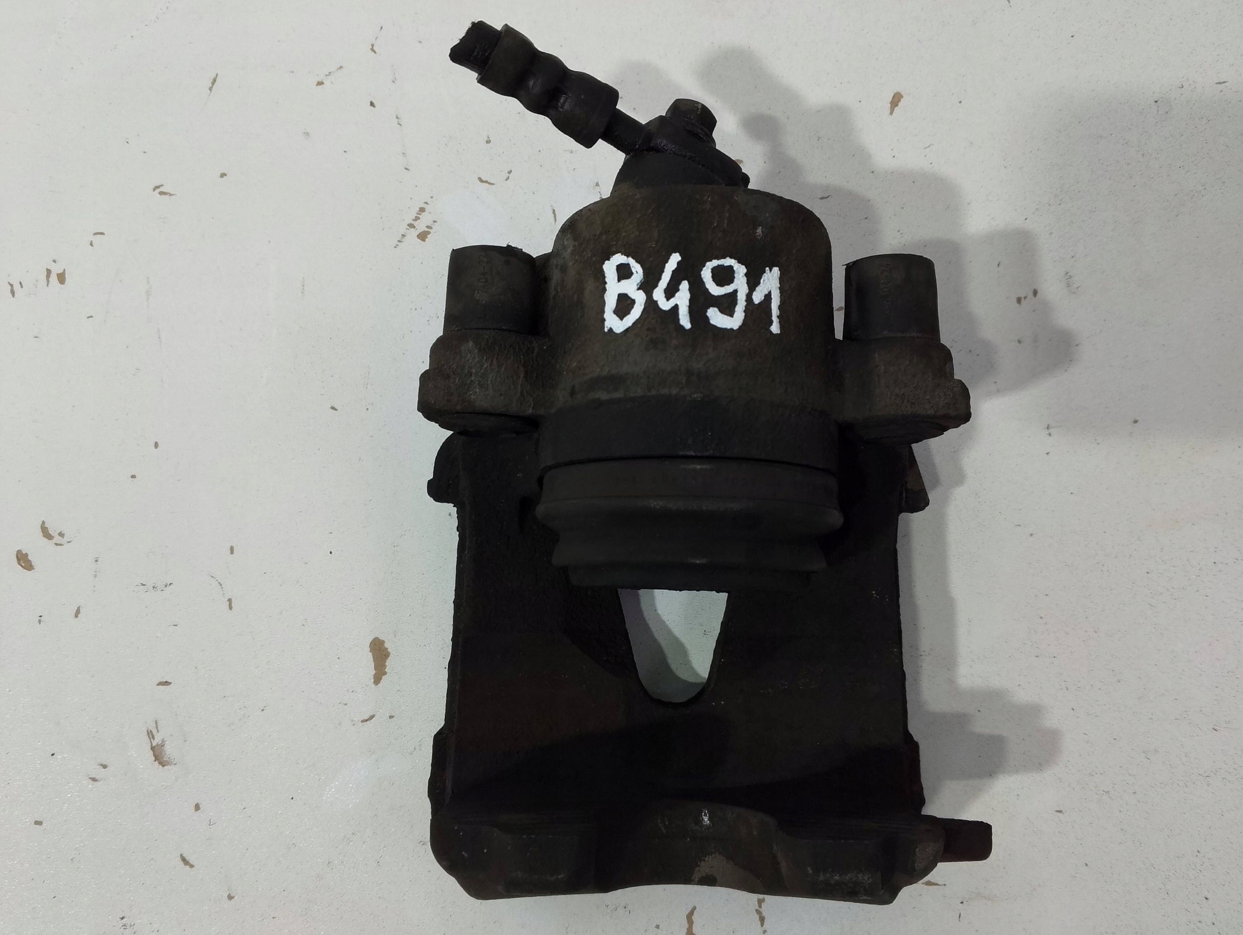 AUDI A1 8X caliper front left front JARZMO 115/2 (B491)