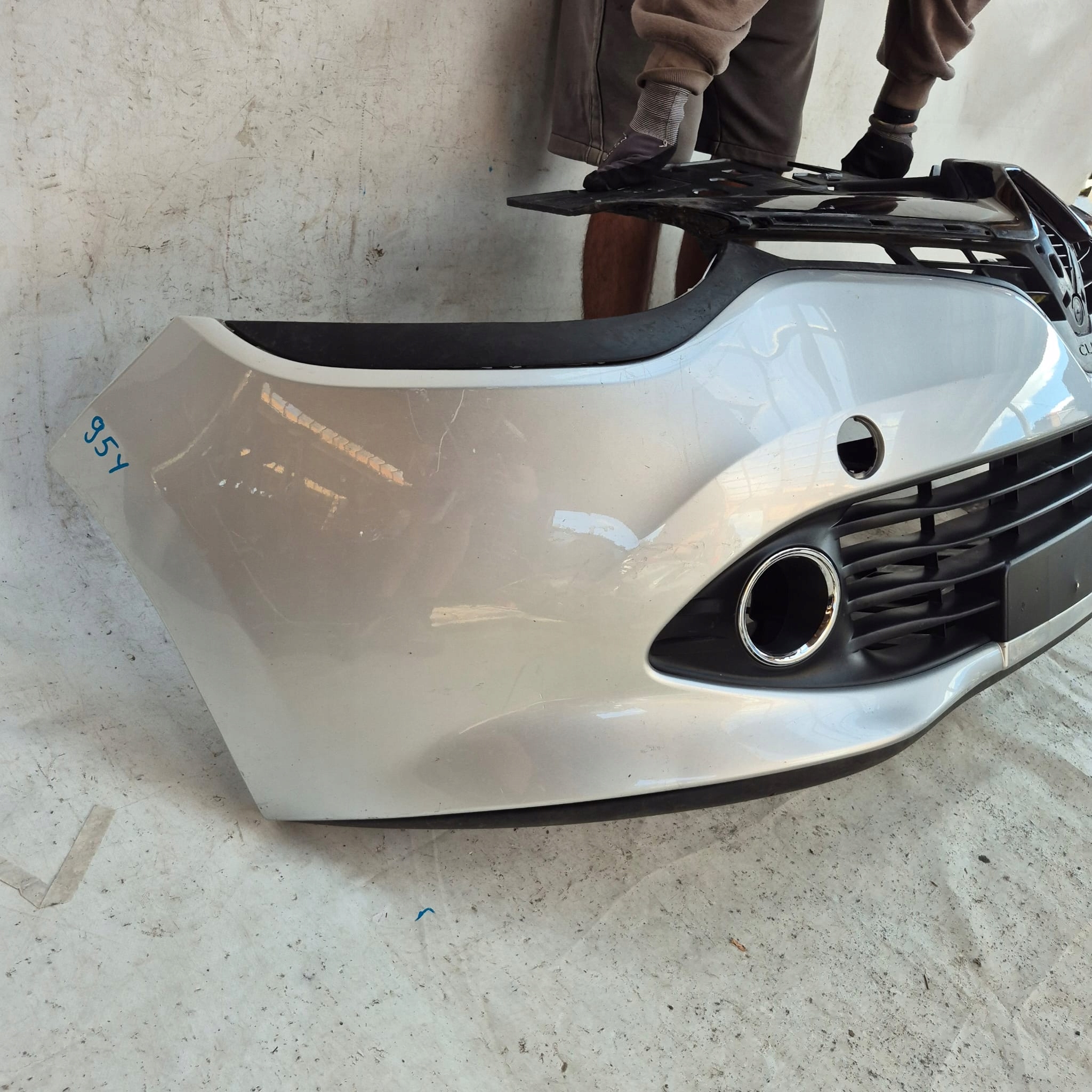 RENAULT CLIO IV 4 12-16 bumper front front + cover