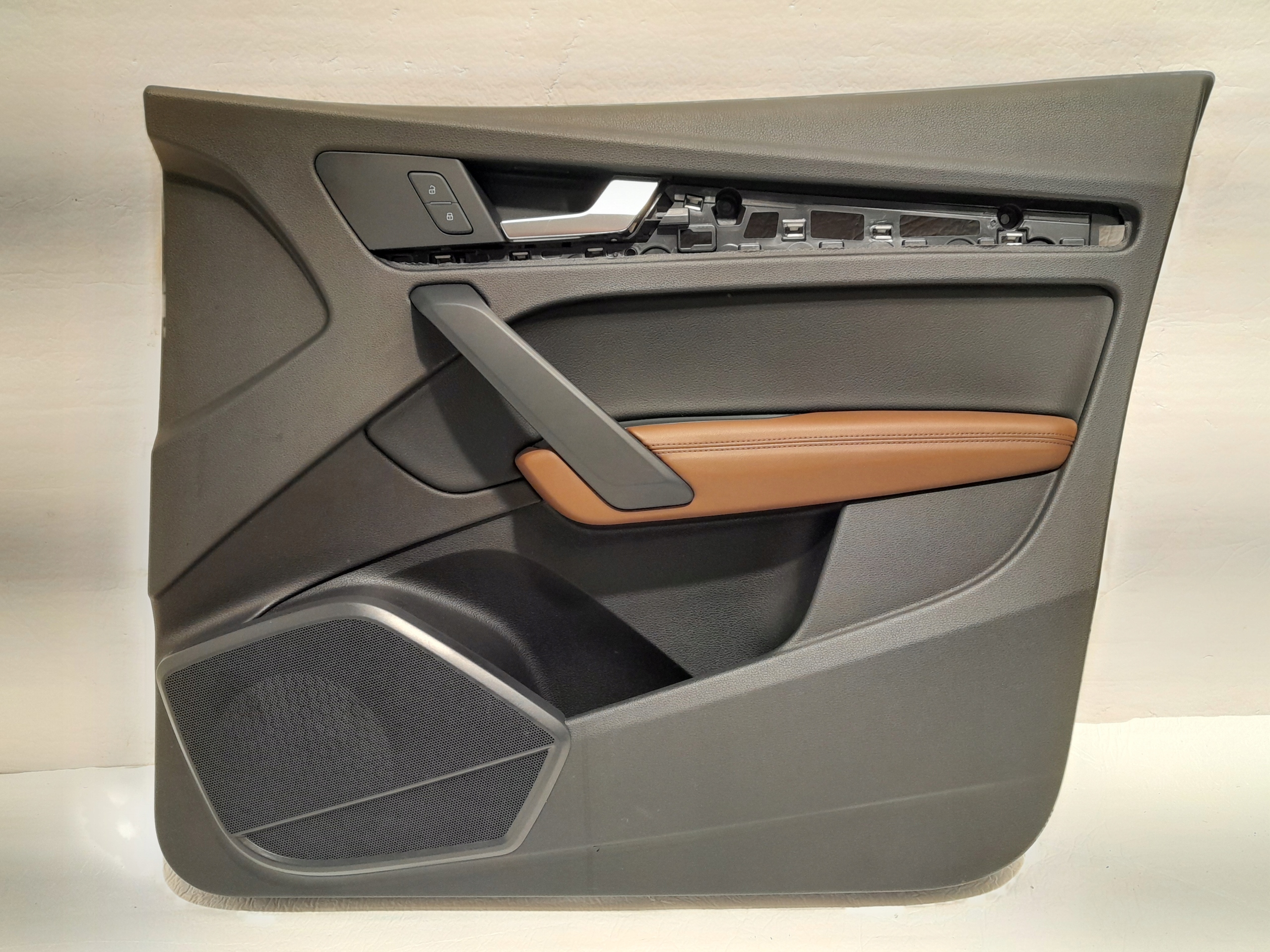 AUDI Q5 80A upholstery side door right front 80A867134