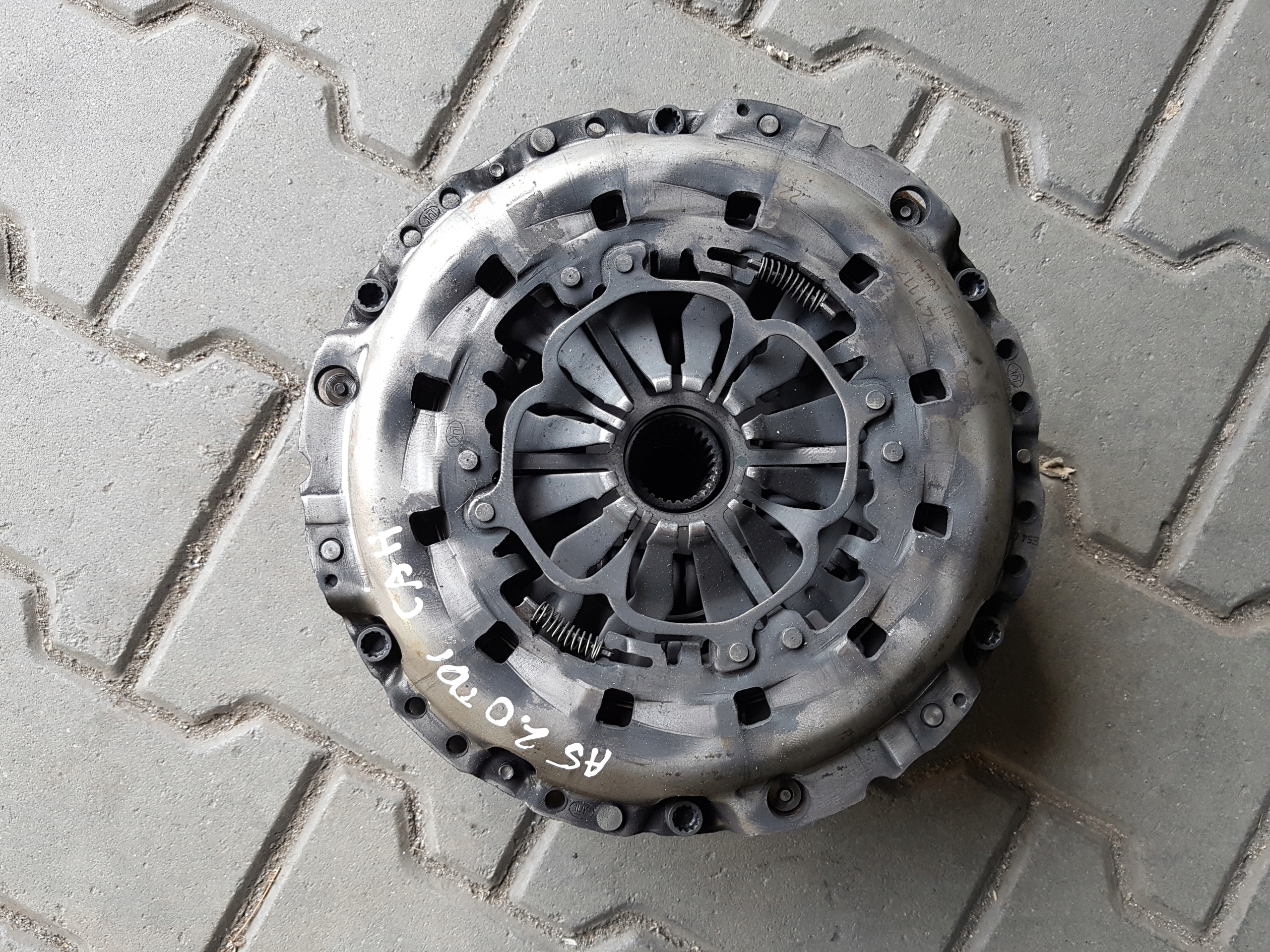 AUDI Q5r 08-12r 2.0 TDI CAH КОЛО ДВУХМАССОВЫЕ