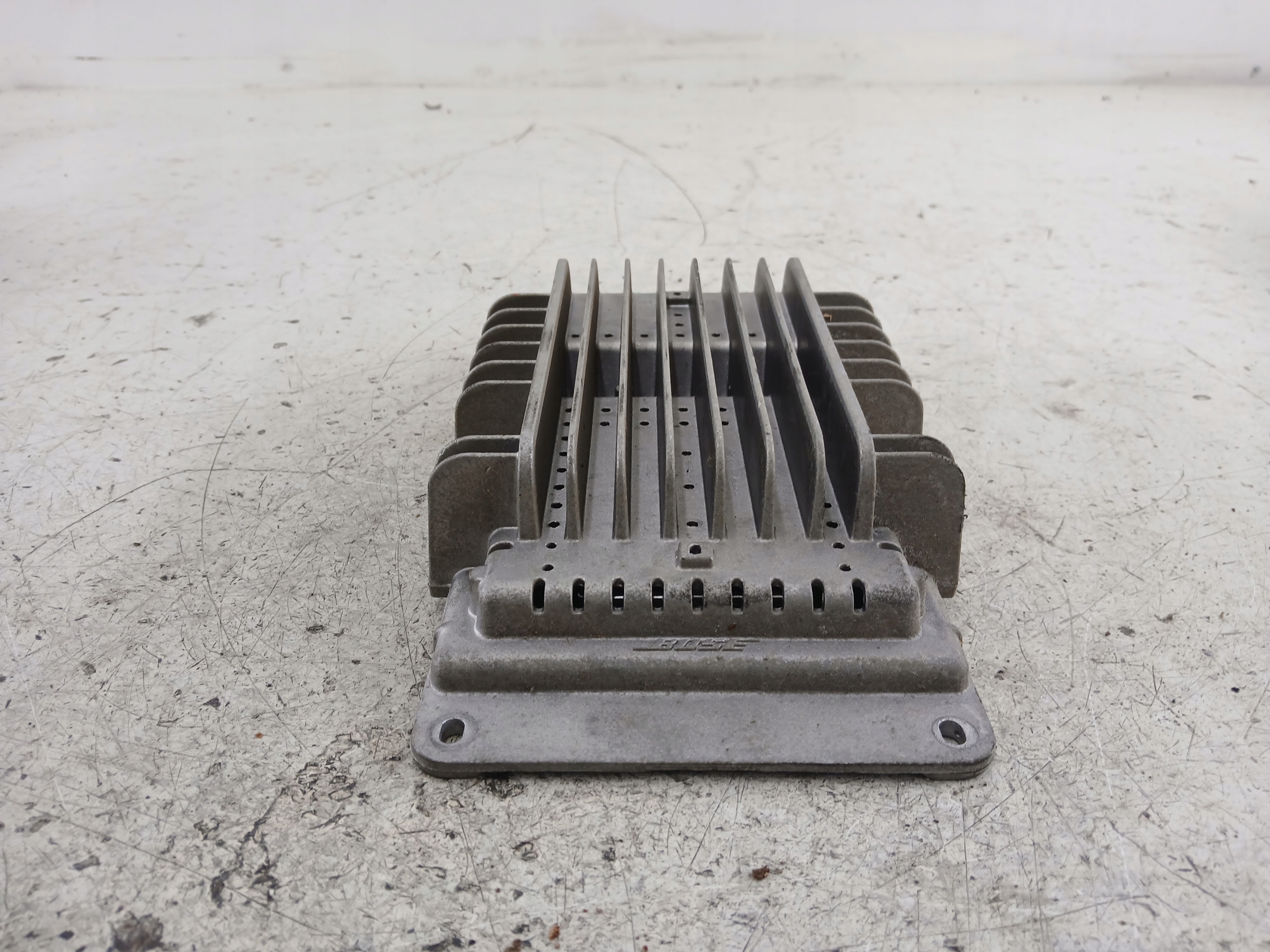 ALFA ROMEO GT amplifier RADIA BOSE 606993570