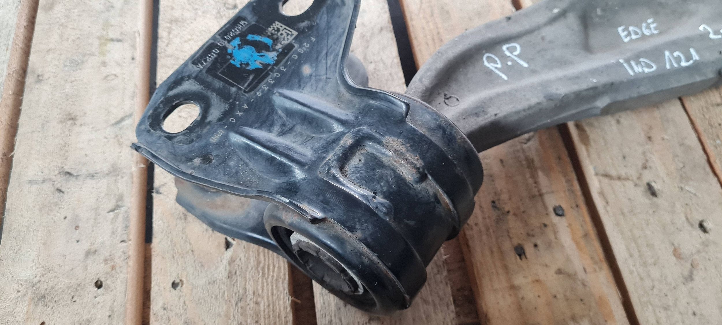 Ford Edge II 2020 ST LIFT arm right front front lower F2CC3A052