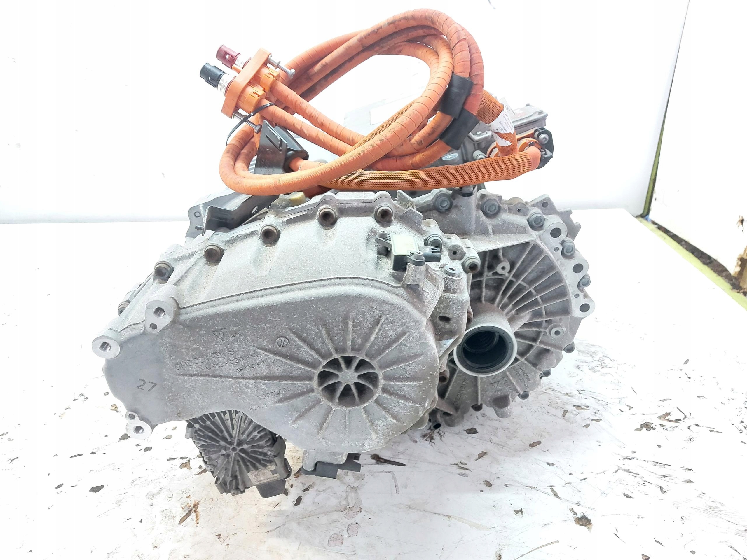 Porsche Taycan 4S 9J1 2021r engine electrical rear part 9J1907123F