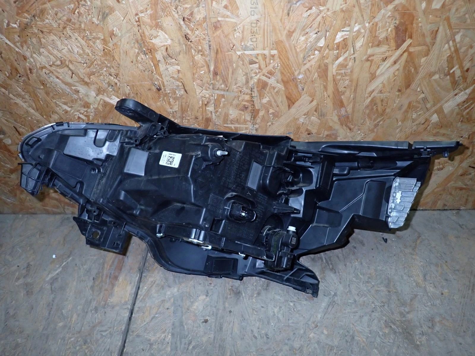 light right REFLEKTOR right FULL LED RENAULT CLIO V B7 19-24R 260109379R