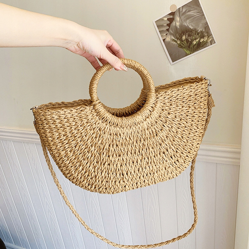 TOREBKA DAMSKA SŁOMIANA KOSZYK LISTONOSZKA LATO PLECIONA NA RAMIĘ DO RĘKI Materiał dominujący inny