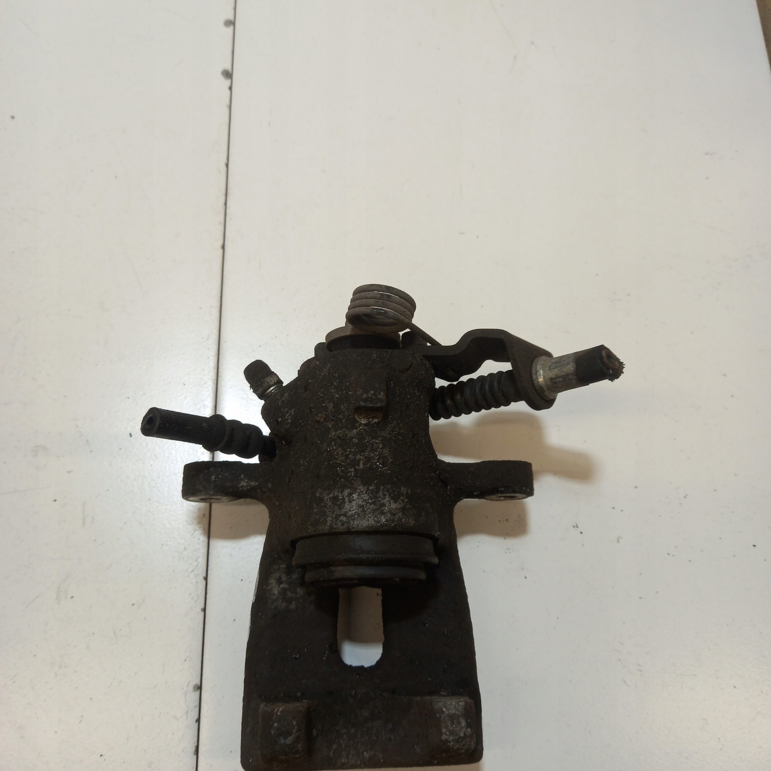 caliper brake right rear part rear OPEL ASTRA H