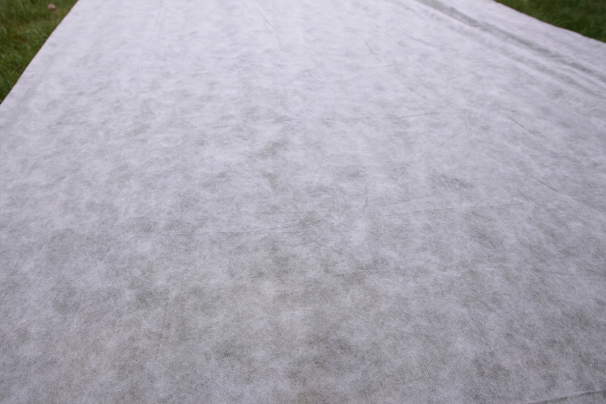 OKRYCIOWA WIOSENNA OTULINA ODYCHAJĄCA LEKKA NA ROŚLINY AGROWŁÓKNINA 3,2x20m Gramatura 19 g/m²