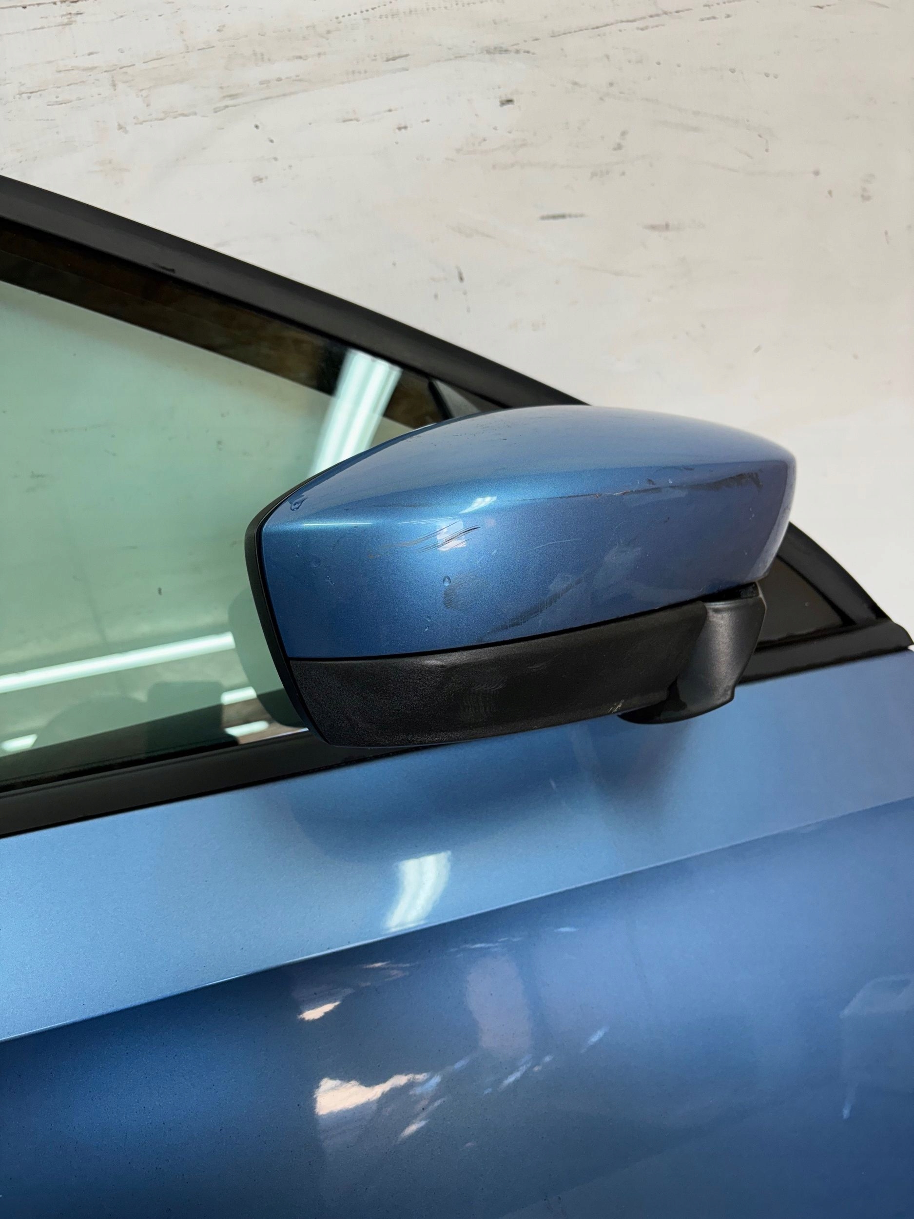 dveře předek přední pravé SKODA RAPID