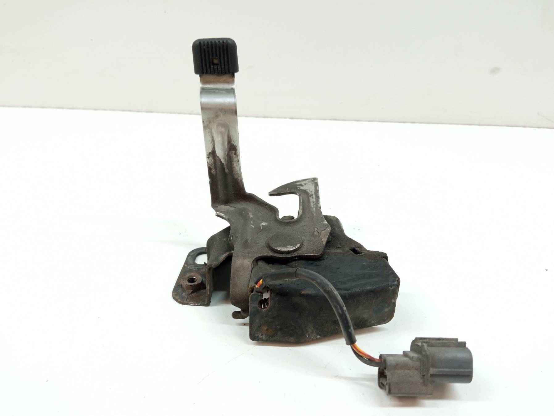 bonnet latch lock Honda FR-V and (2004-2009)