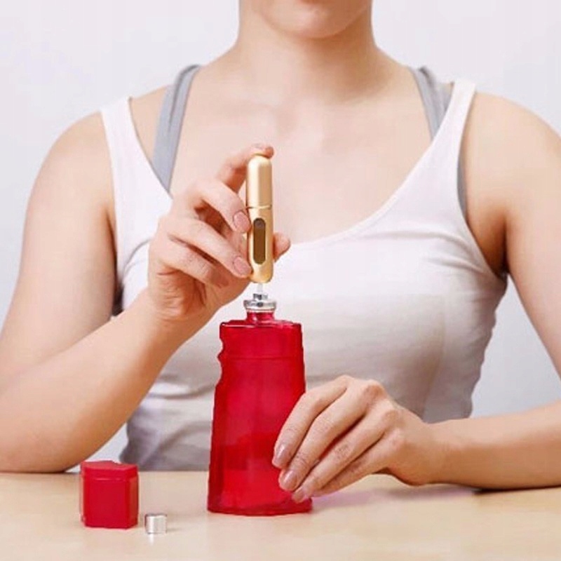 Atomizer podróżny do perfum 5ml dozownik czarny Marka inna marka