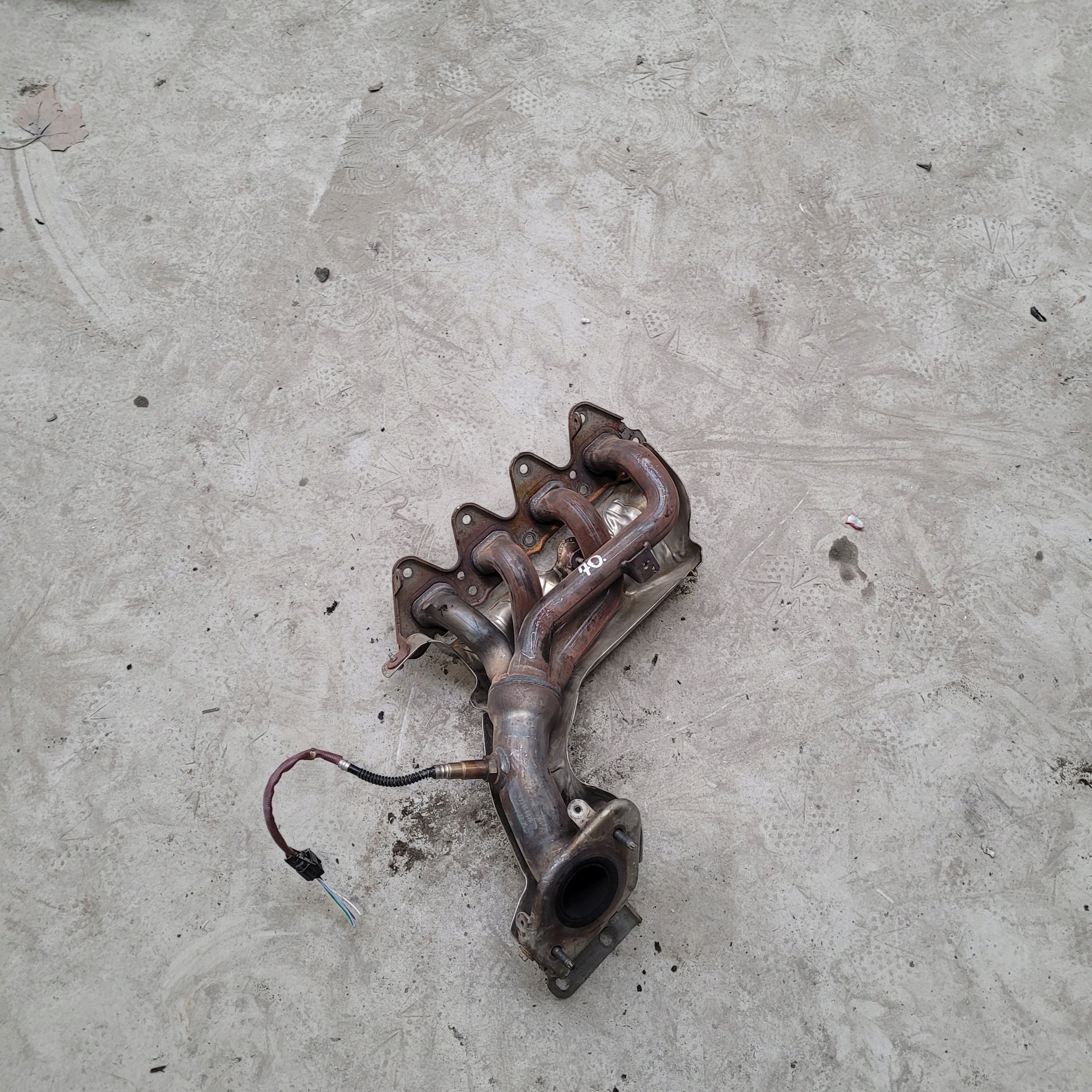 140046402r - ВИПУСКНИЙ КОЛЕКТОР DACIA DUSTER І 1.6