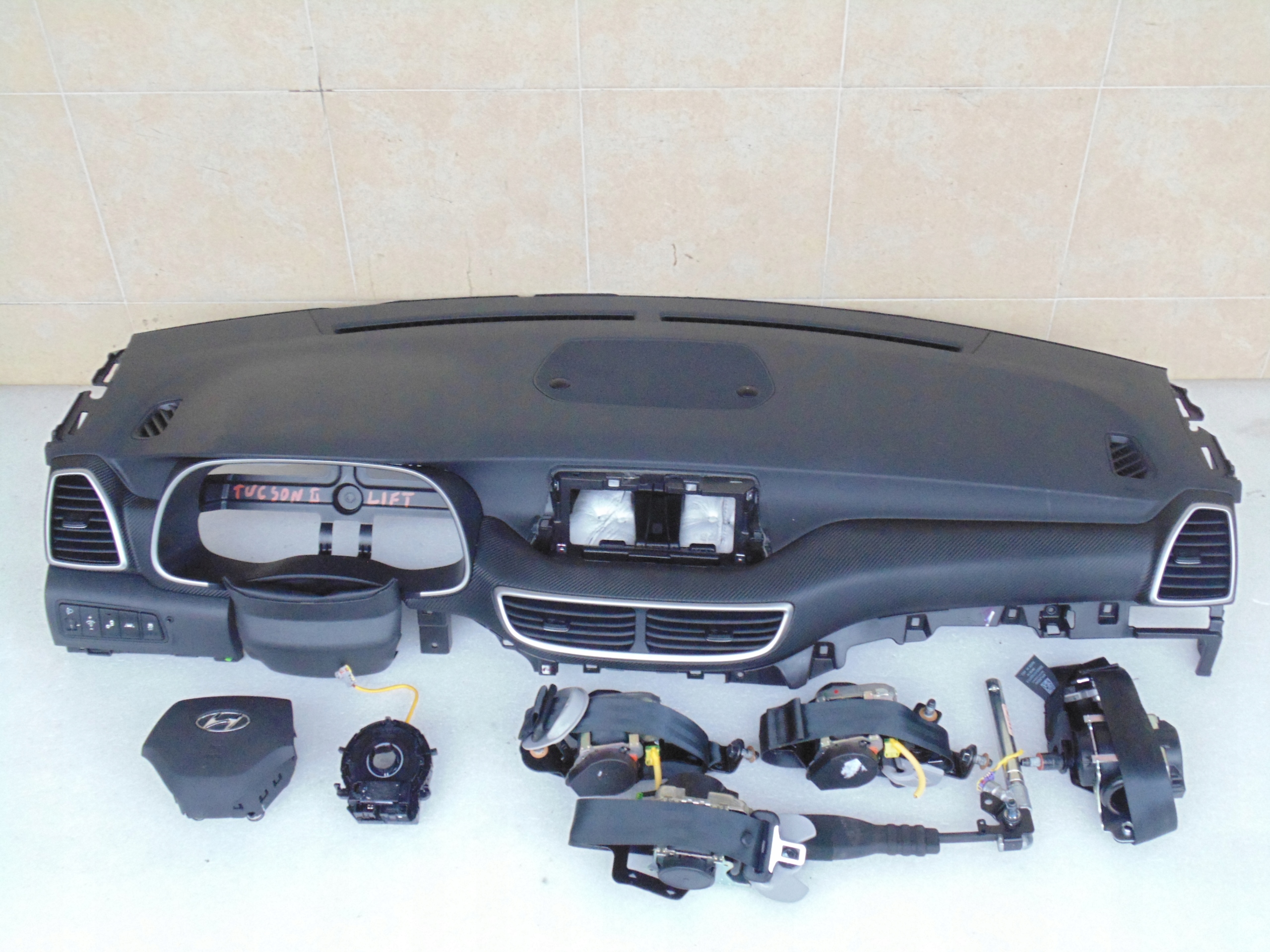DASHBOARD CONSOLE AIRBAG HYUNDAI TUCSON II LIFT 2020R.