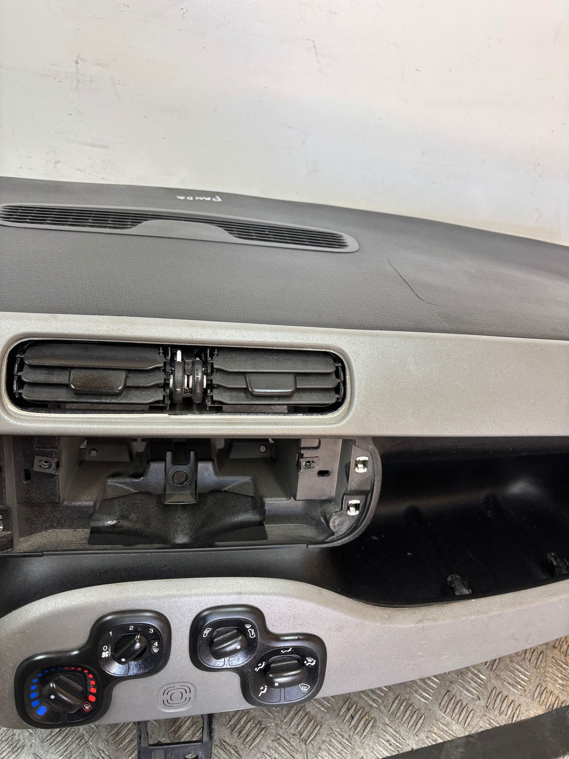 dashboard console airbag adjusters FIAT PANDA III 3 11