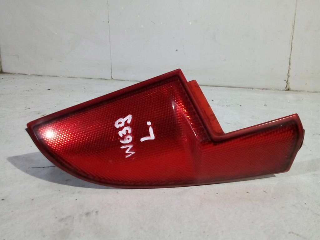 Mercedes Vito W639 light left rear part upper
