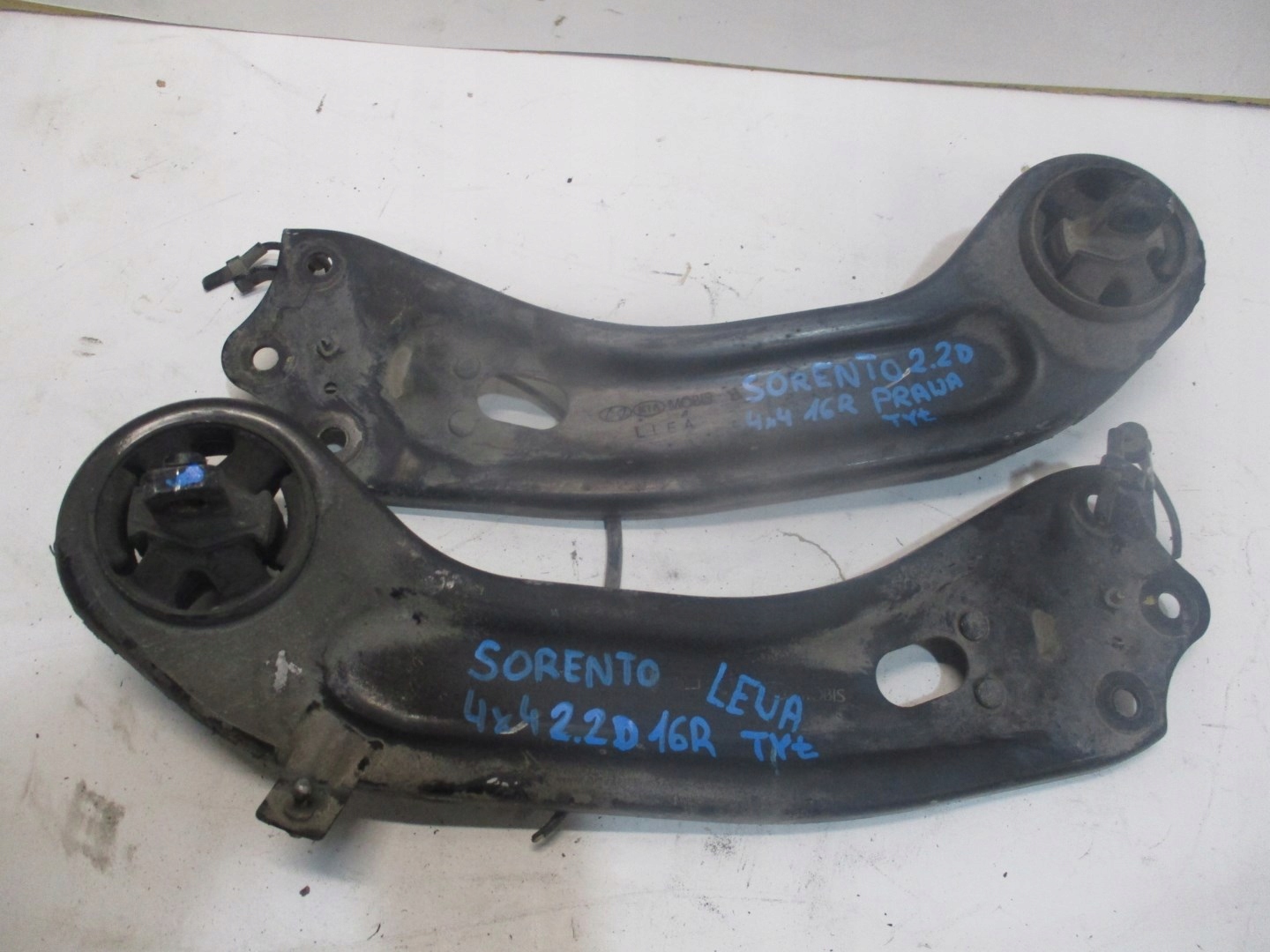 arm rear rear part Kia SORENTO 16R 4X4 2,2D right left