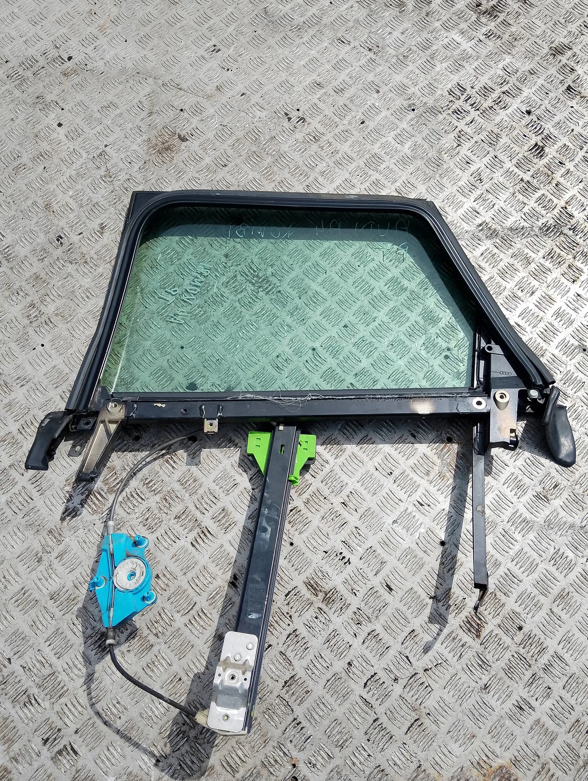 mechanism window frame right front Audi A4 kombi