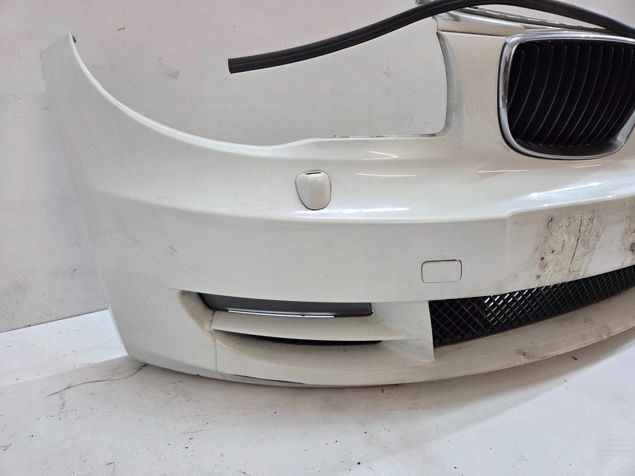 Frontstoßstange BMW E82 M PAKIET 300