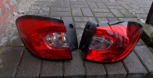 RENAULT CAPTUR 13+ LEWA I PRAWA TYLNA LAMPA ORYGINAŁ