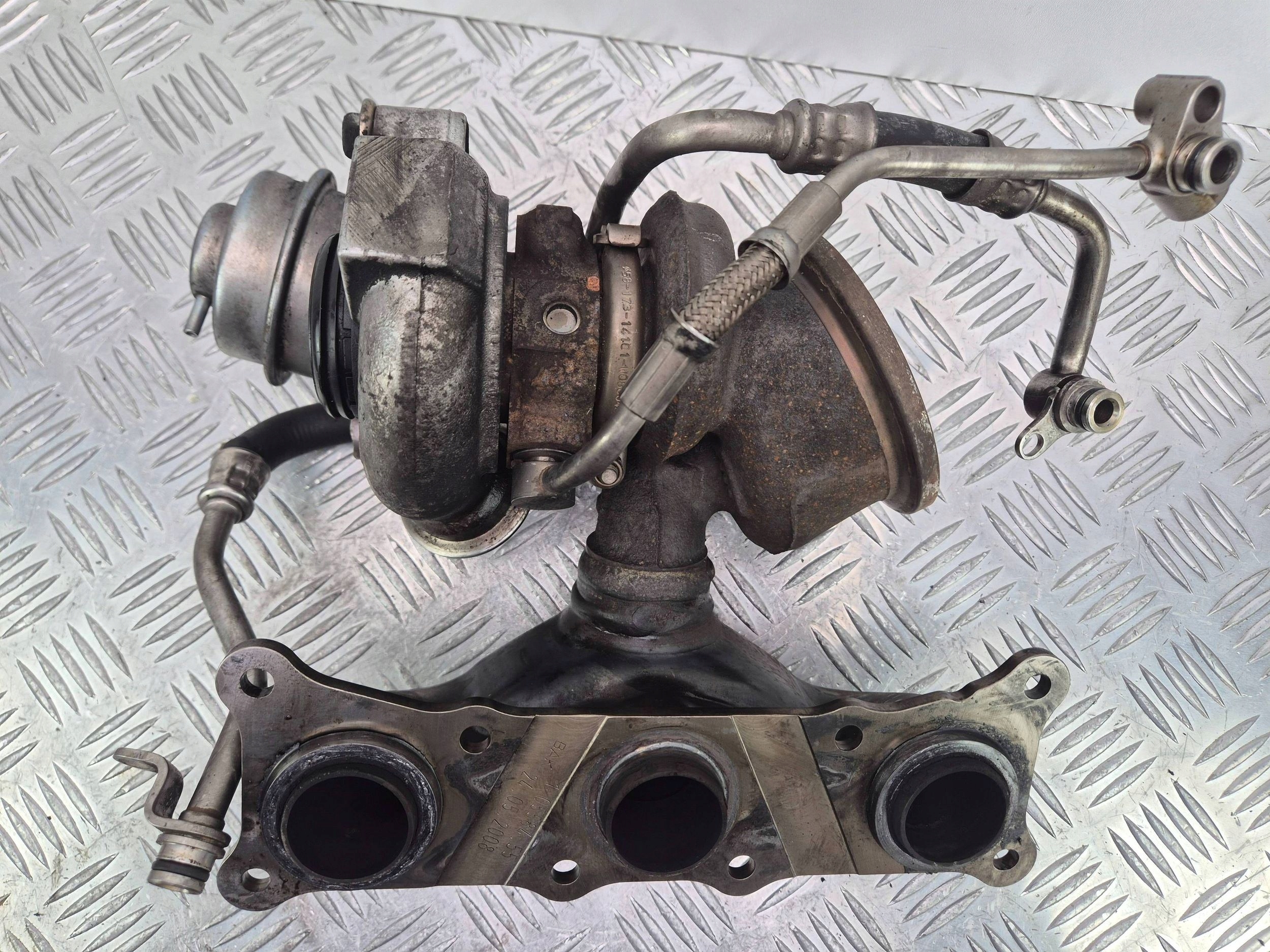 BMW 1 E82 E88 135i turbo 759301701