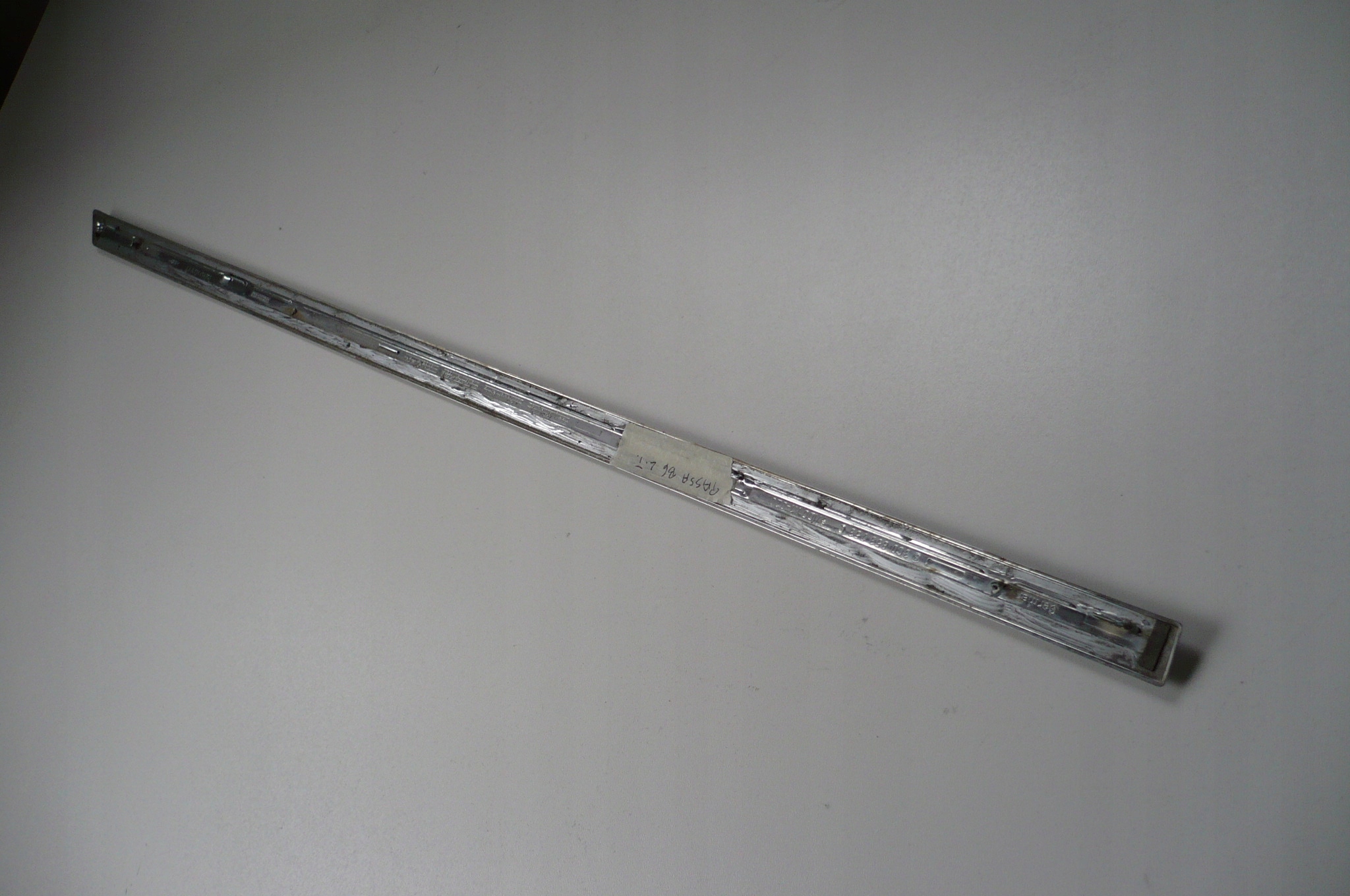 VW PASSAT B6 05- moulding CHROM door left rear part central DEKOR original
