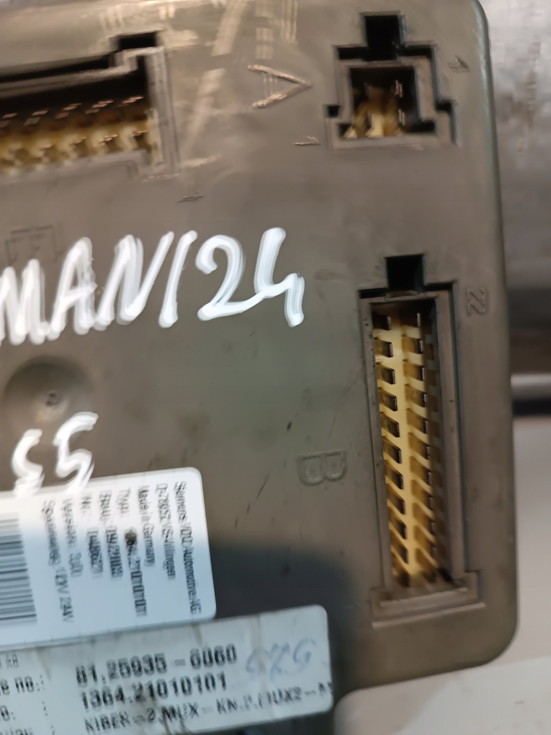 MAN AUTOBUS control unit MUX2-M 1364.21010101 048621