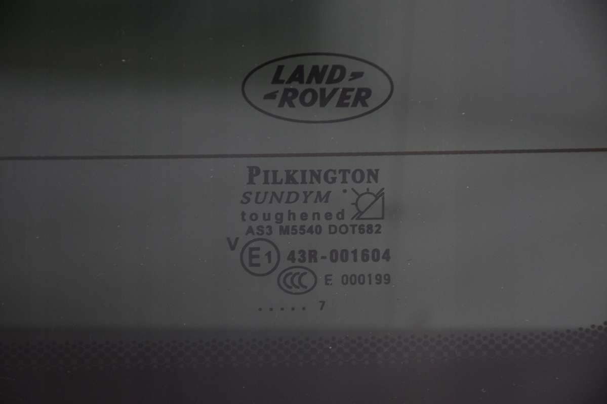 KLAPA TYLNA TYŁ LAND ROVER DISCOVERY III 3 Typ samochodu Samochody osobowe