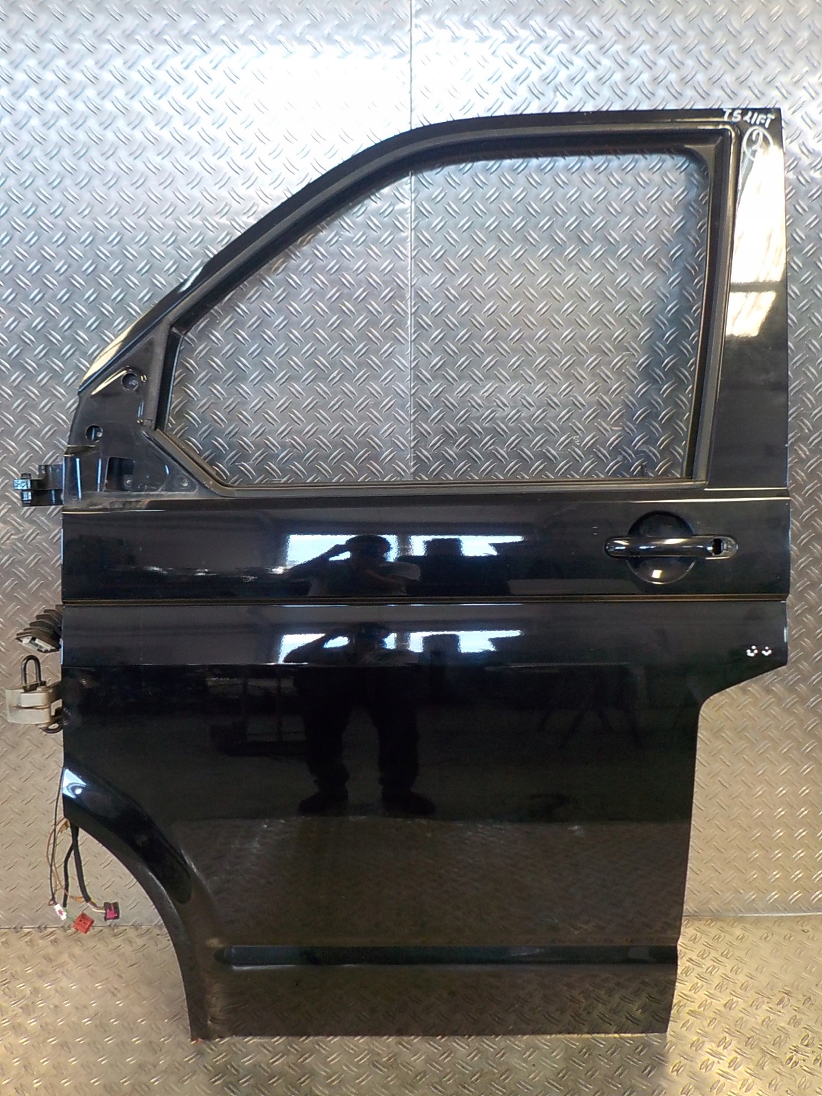 VW T5 LIFT T6 DRZWI PRZÓD LEWE